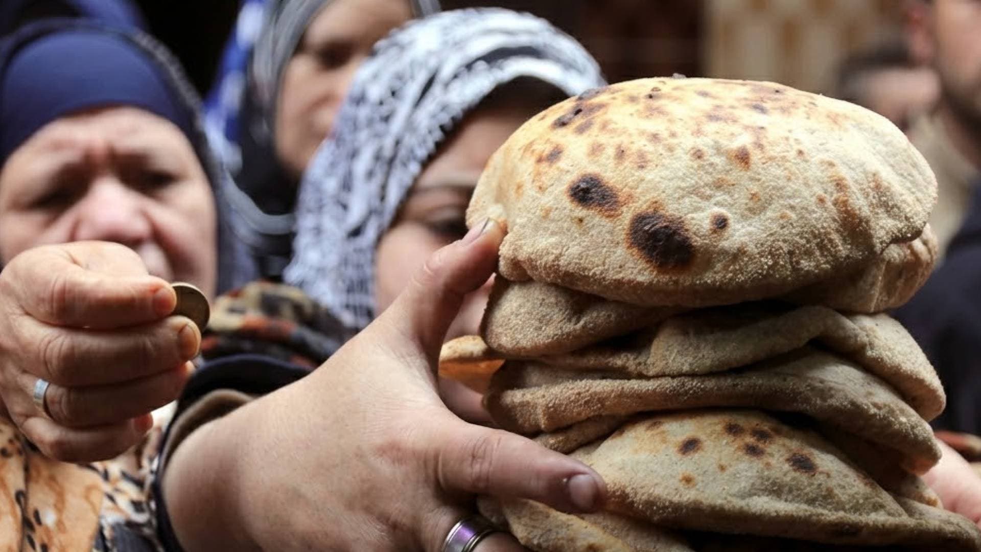 الدعم النقدي للخبز في مصر: رفع ارباح المخابز 233% ومخاوف من خفض وزن الرغيف