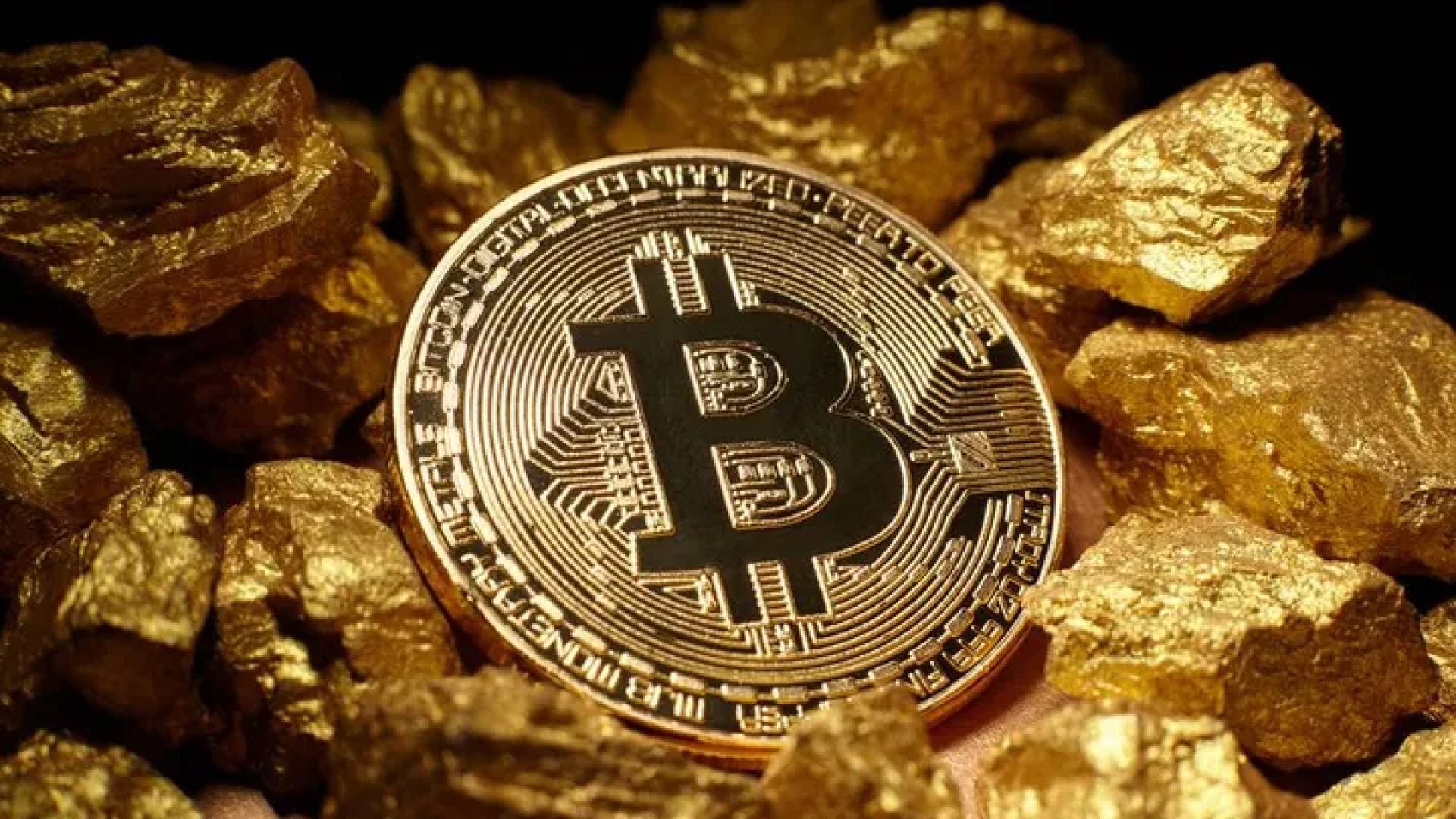 البيتكوين تستقر فوق مستويات 63 ألف دولار بعد قفزة صباحية بنسبة 1.05%