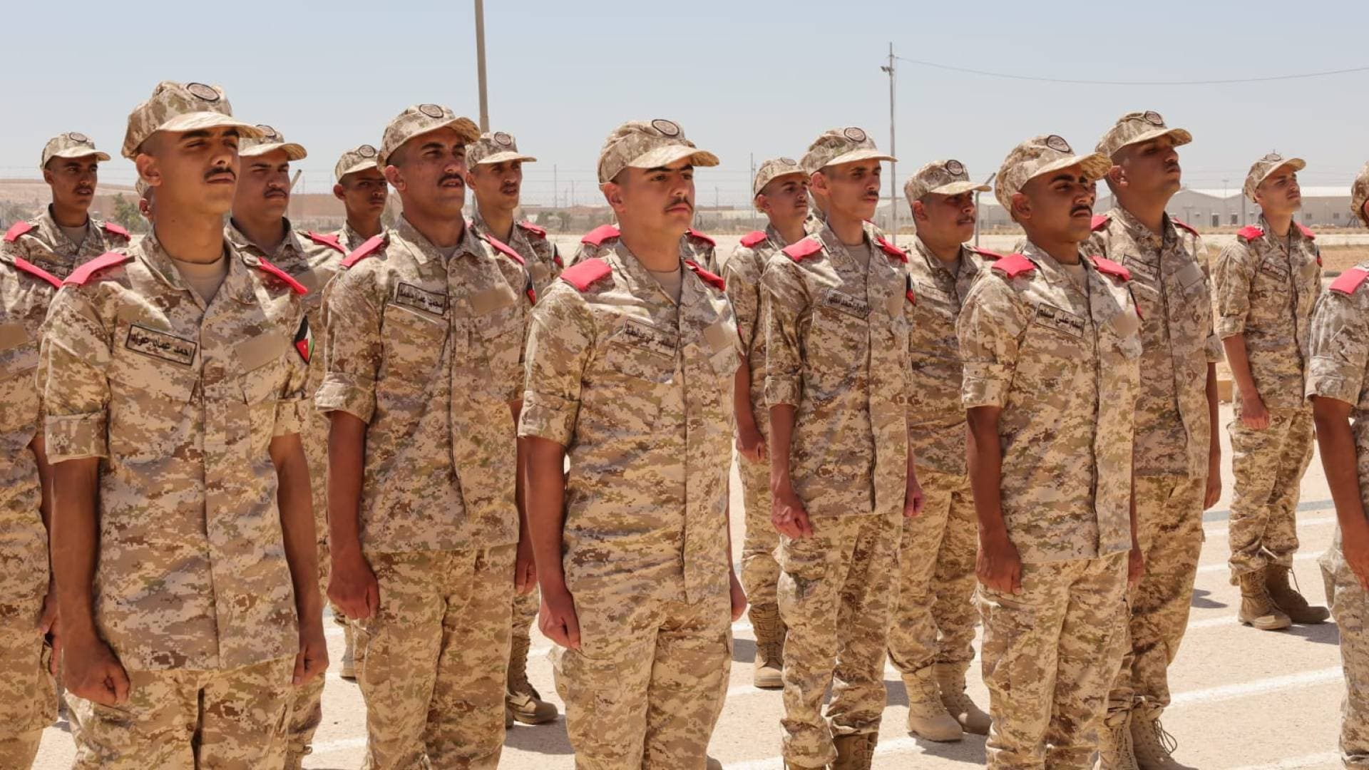 المساعد للإدارة والقوى البشرية يفتتح دورة تدريب المكلفين بخدمة العلم (الدفعة الثانية) في شويعر