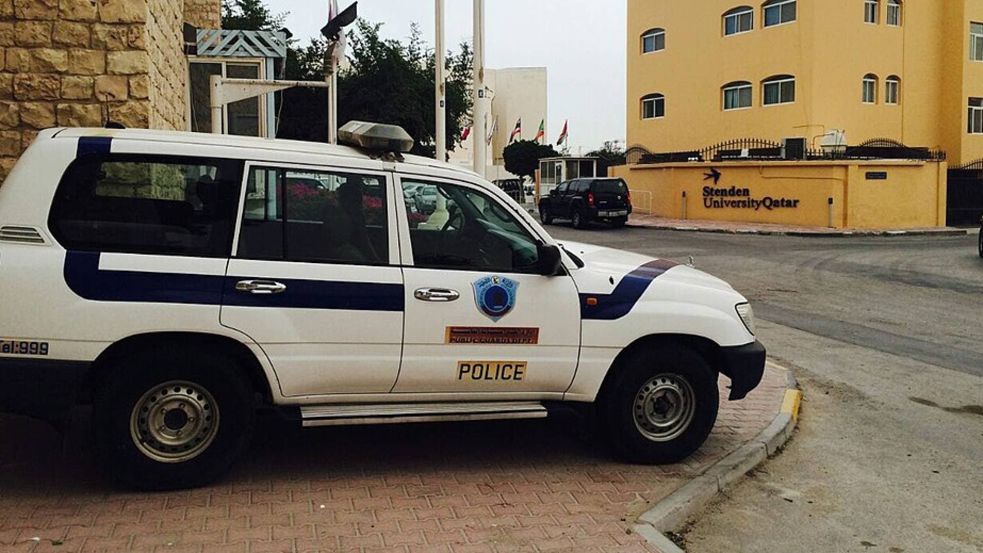 وزارة الداخلية القطرية تصدر بيانا بشأن مشاجرة أحد مطاعم منطقة الدفنة -فيديو