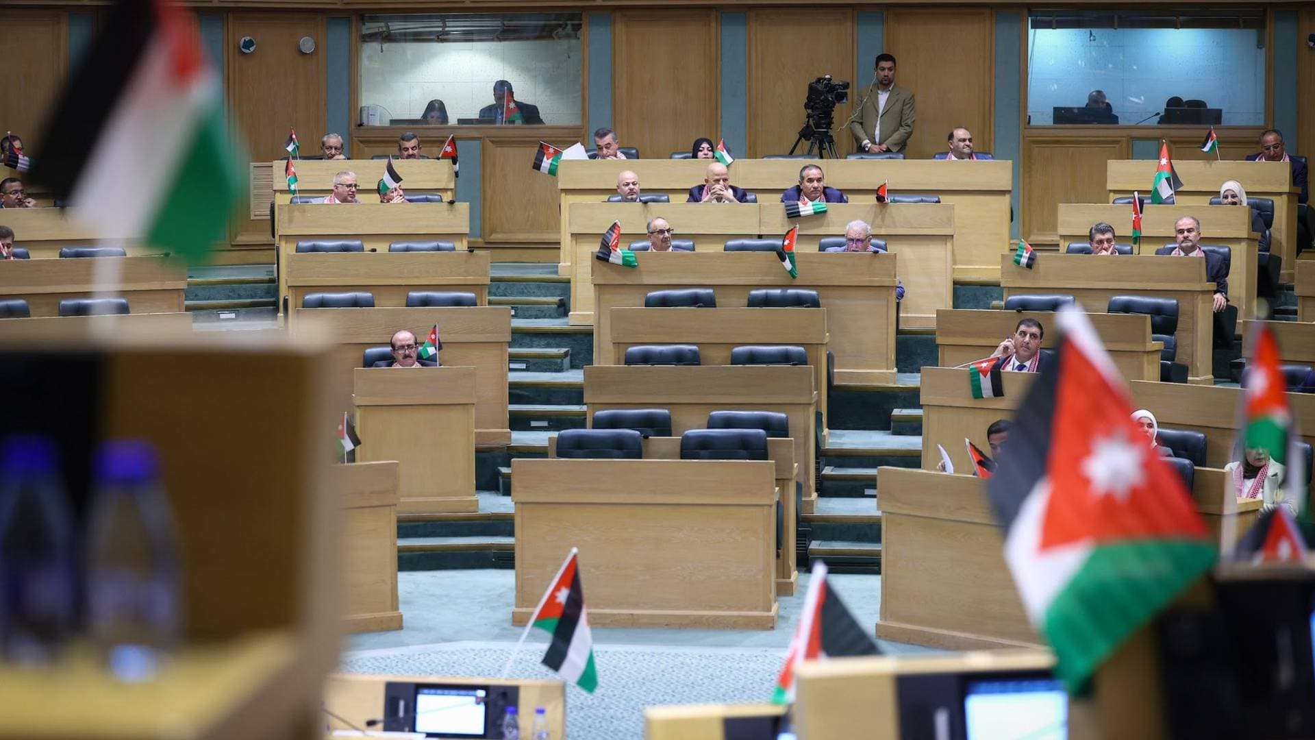 بأسم مجلس النواب.. القاضي يهنئ ولي العهد بميلاده الثاني والثلاثين