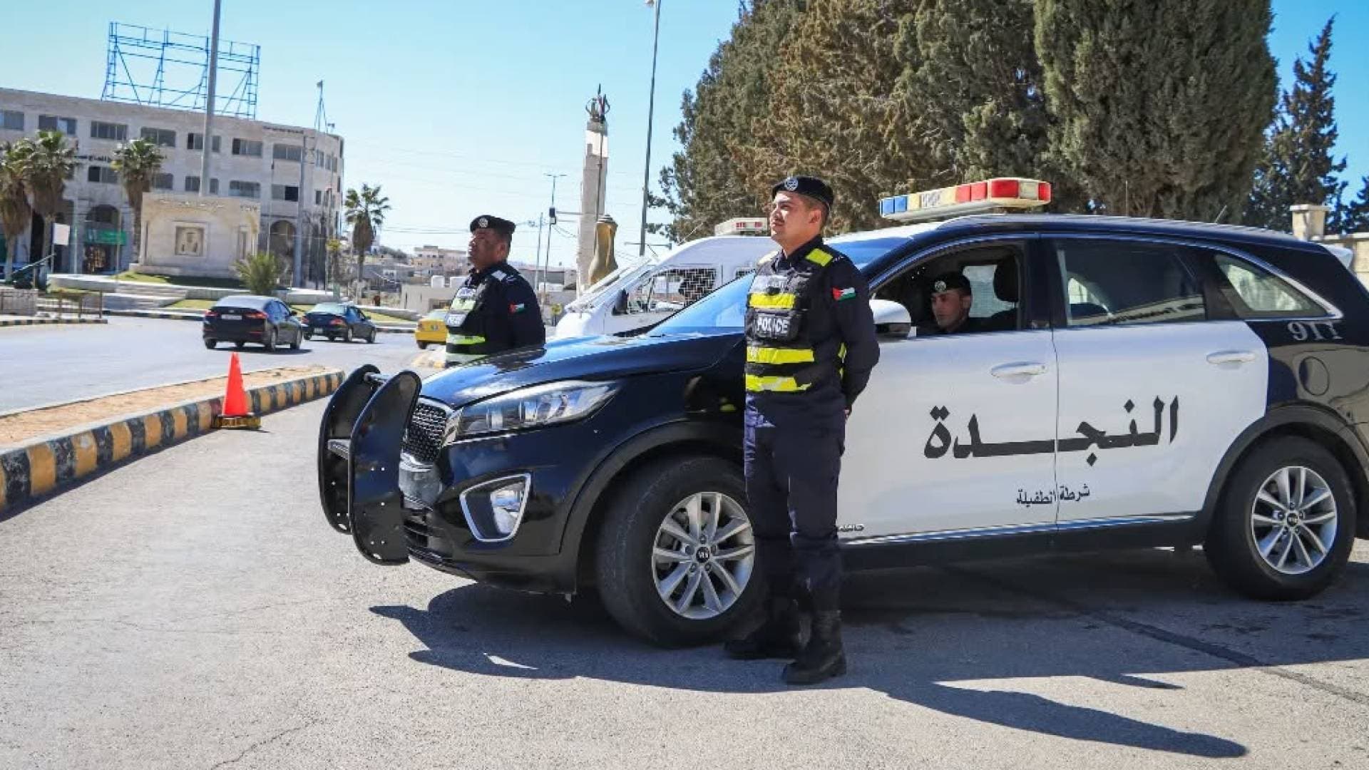مصدر أمني لـ "رؤيا": وفاة شاب في مخيم إربد متأثرا بإصابته برصاصة في الرأس -فيديو