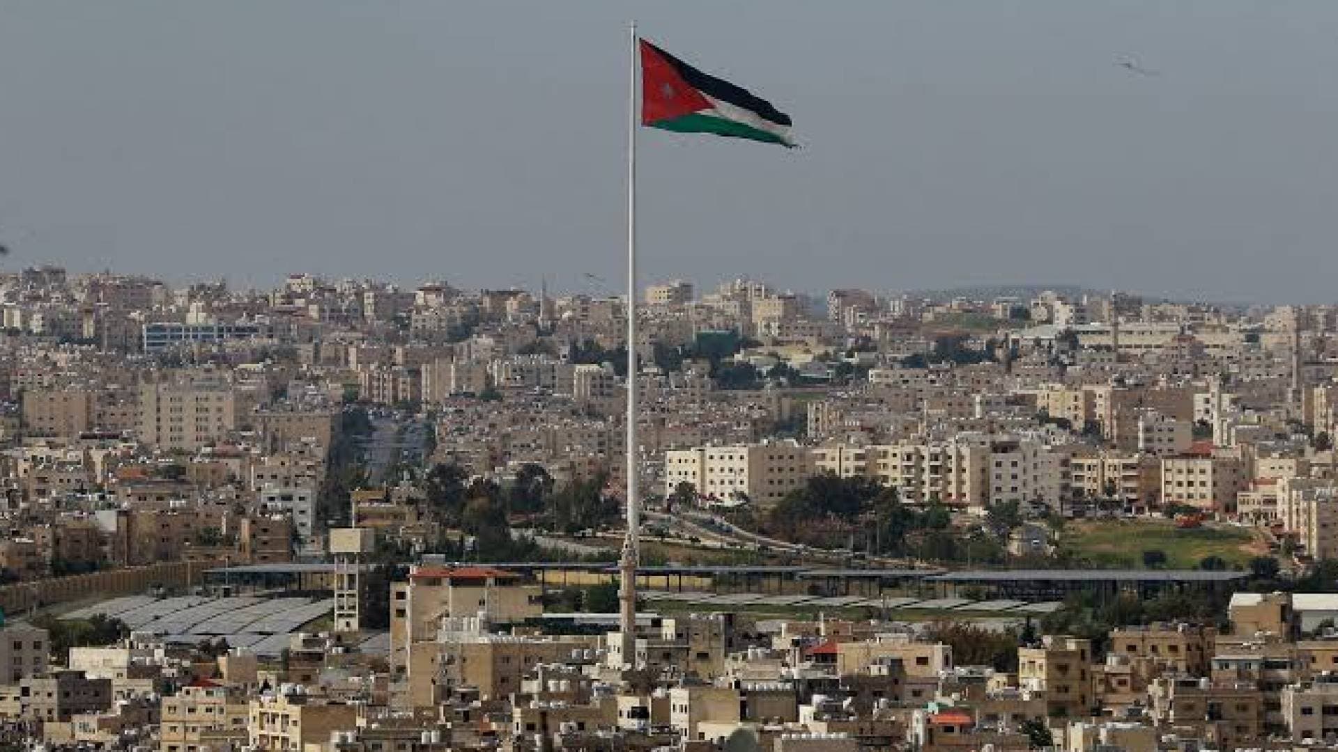 الطقس صيفي معتدل في أغلب المناطق وحار في الأغوار والعقبة حتى نهاية الأسبوع