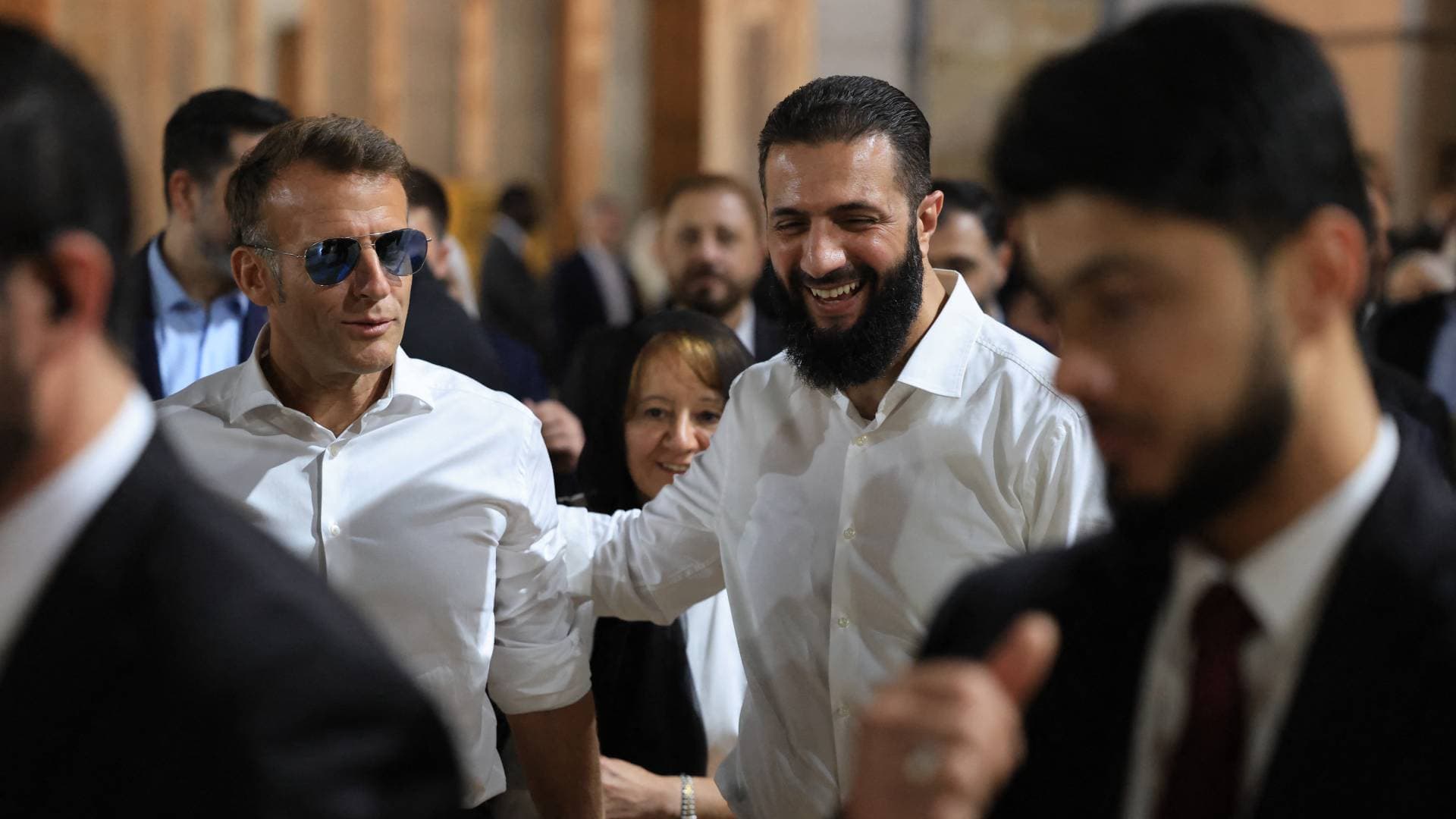 الرئيس الفرنسي يؤكد من دمشق عبر منصة إكس استمرار زيارته الرسمية لسوريا