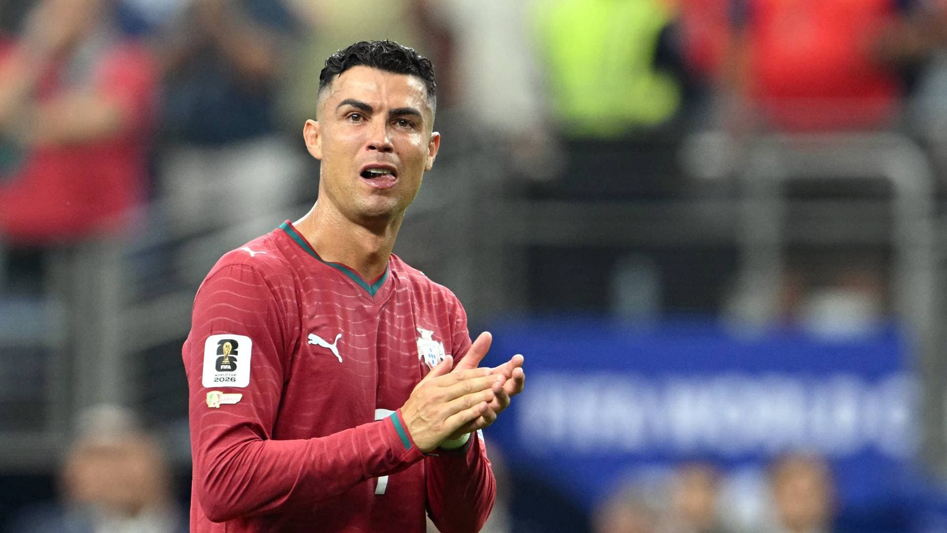 صحيفة "A Bola" البرتغالية تهاجم كريستيانو رونالدو : كفى.. غرورك يمنعك من التنحي!
