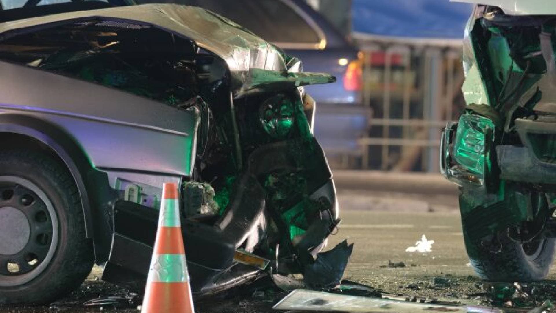 مصادر طبية لـ "رؤيا": وفاة و8 إصابات إثر تدهور مركبة وسقوطها ببركة زراعية في دير علا