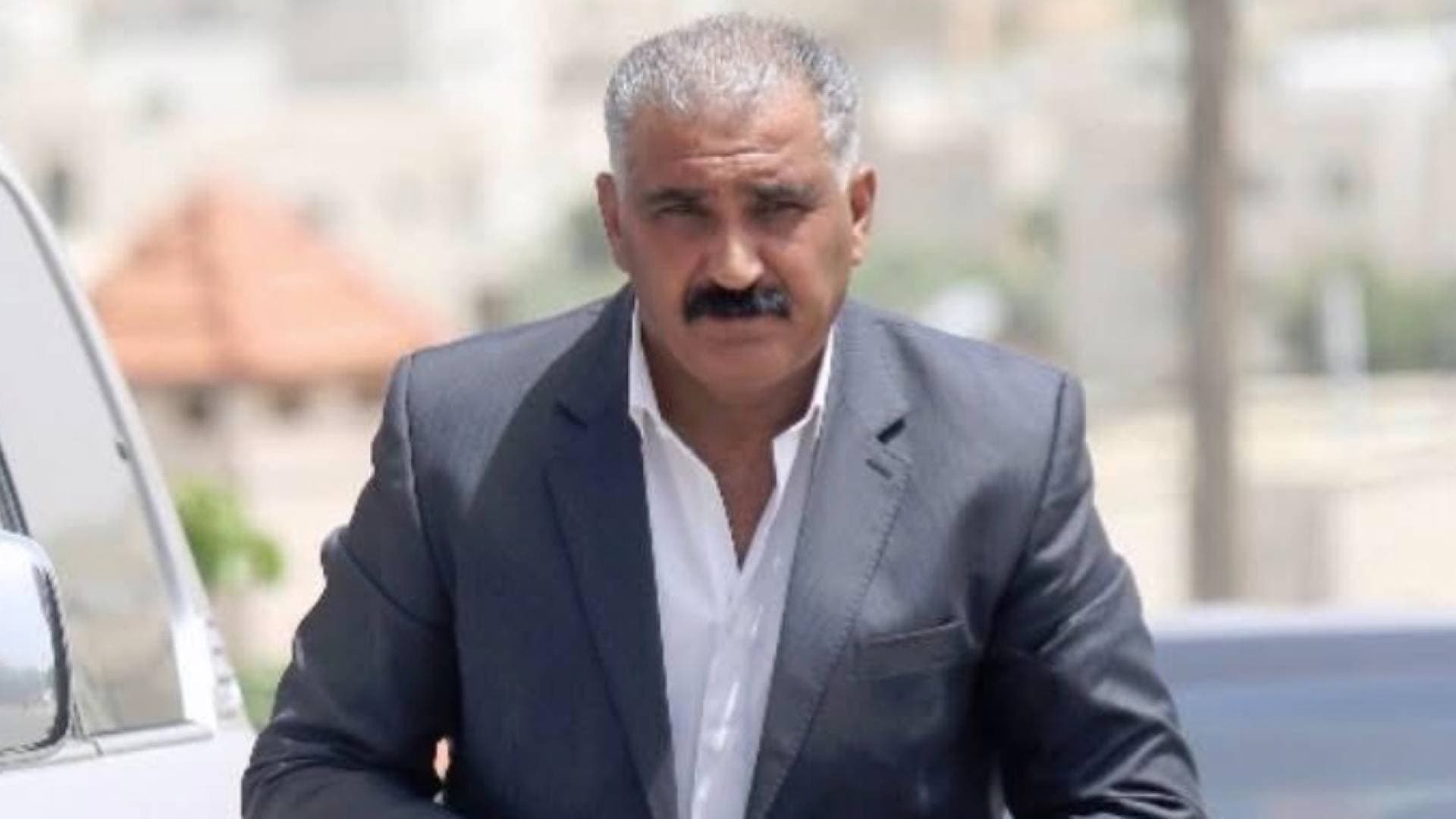 بالفيديو.. انتقد مخالفة المقاول لشروط العطاء.. النائب أبو عرابي يطالب بإعادة فتح مركز صحي أبو نصير فورا