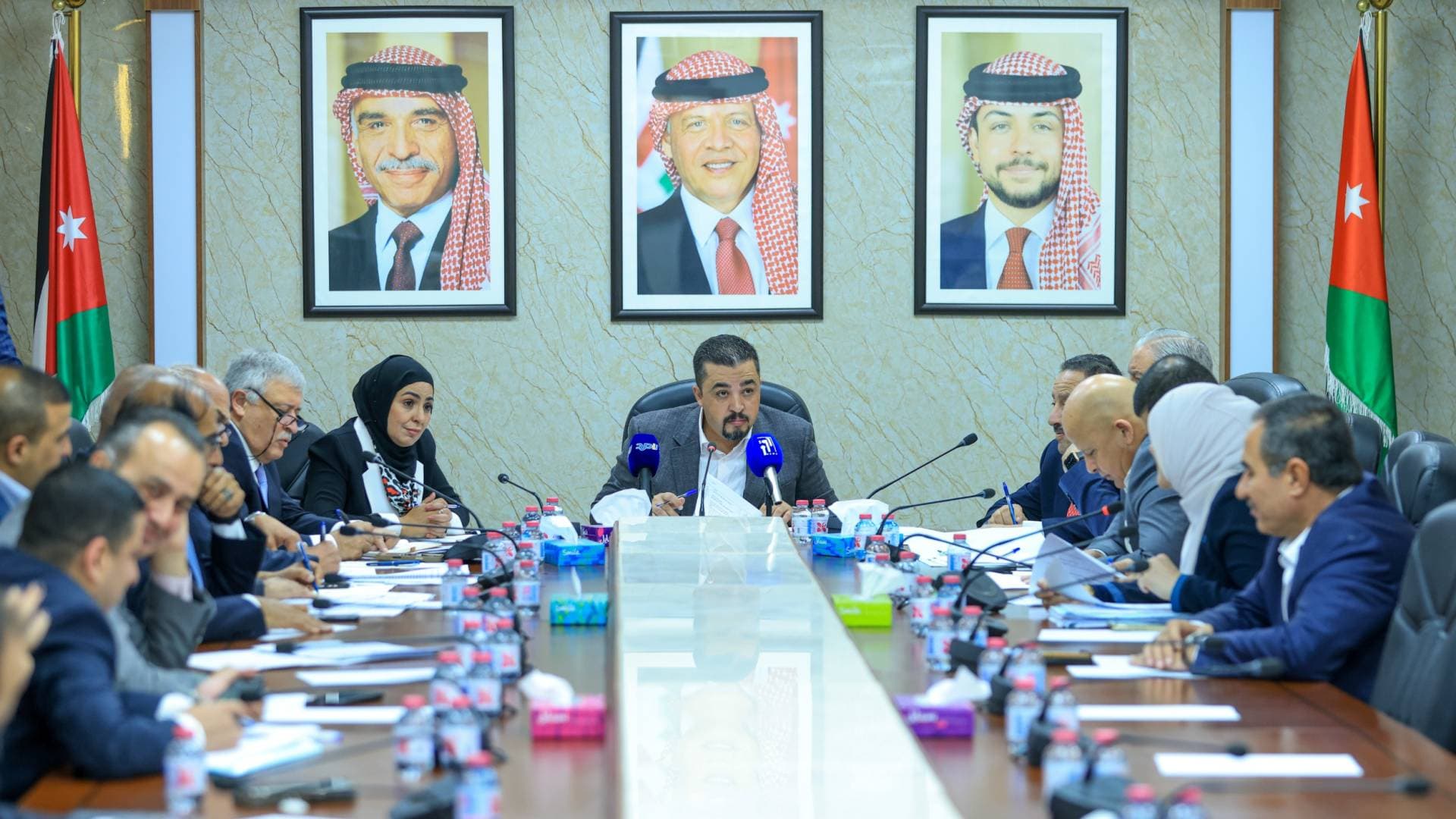 "العمل النيابية" تشرع بمناقشة مشروع قانون العمل المهني  لتلبية احتياجات السوق والحد من البطالة