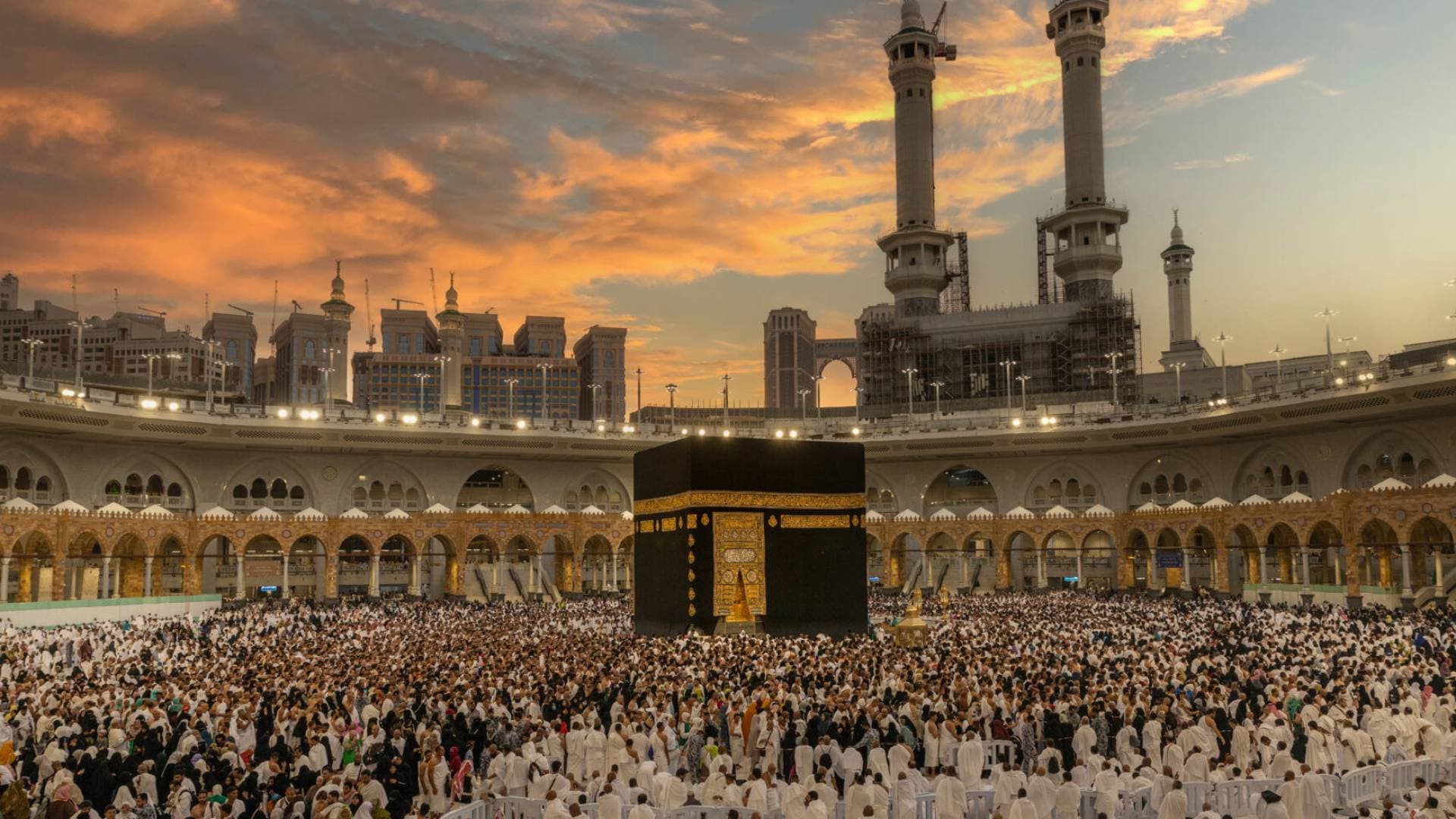 الجمعية الفلكية بجدة تعلن موعد تعامد الشمس فوق الكعبة المشرفة