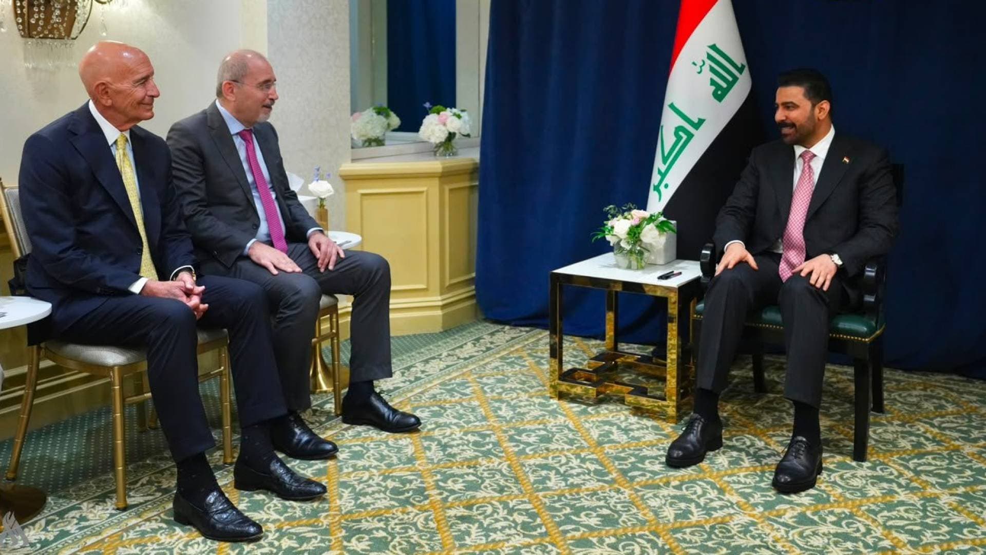 الصفدي يتبادل مع رئيس الوزراء العراقي بواشنطن خطوات تنفيذ أنبوب نفط البصرة العقبة