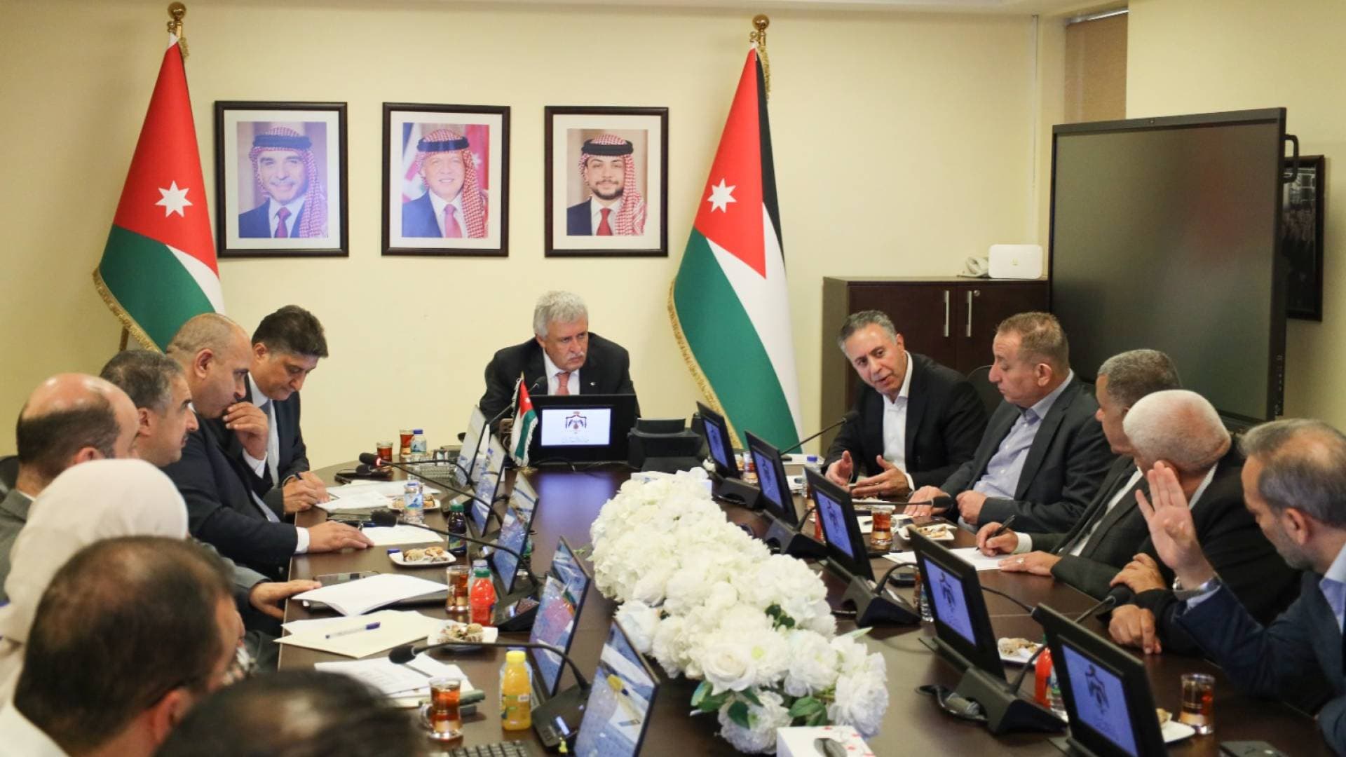 وزراء النقل والصناعة والزراعة يبحثون  تعزيز أسطول "البرادات الأردنية" دعما للصادرات الوطنية