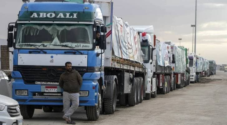 الخارجية البريطانية: غزة تواجه أزمة غذائية وعلى تل أبيب تمكين دخول المساعدات