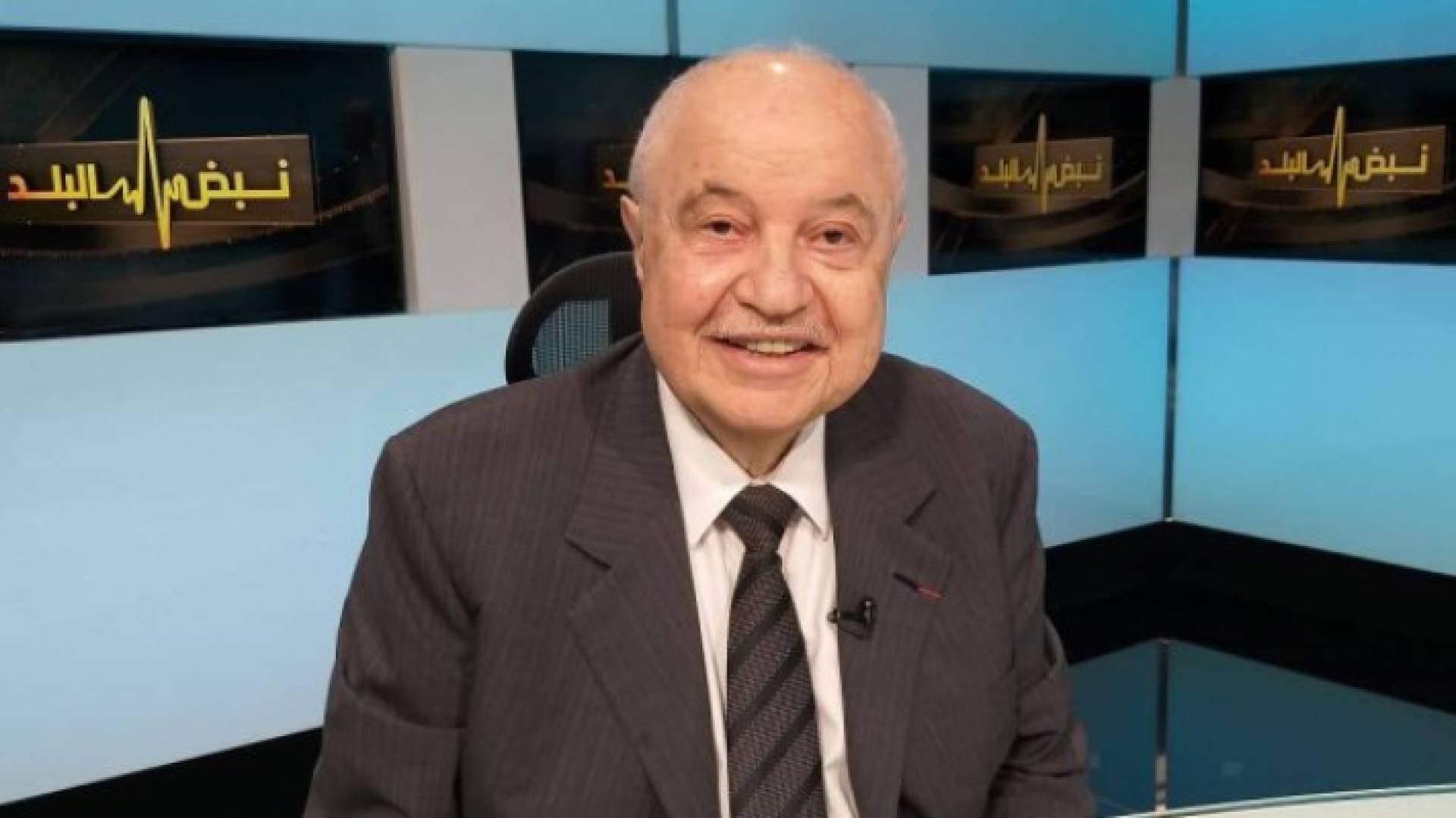 من جديد .. أبو غزالة يحذر من حرب عالمية ثالثة ويضع الحلول