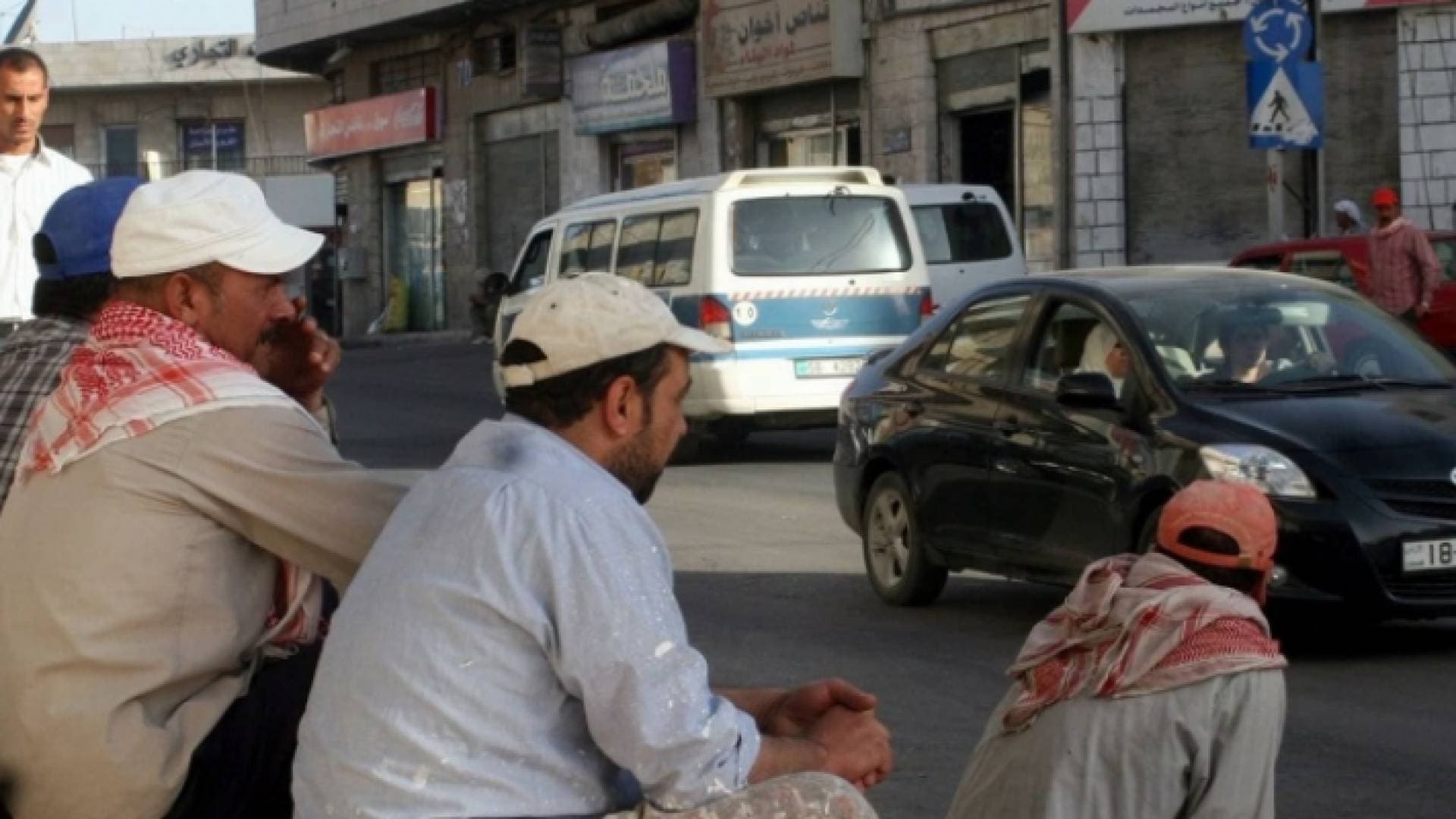 وزارة العمل .. الأحد هو أول أيام تصويب اوضاع العمالة الوافدة