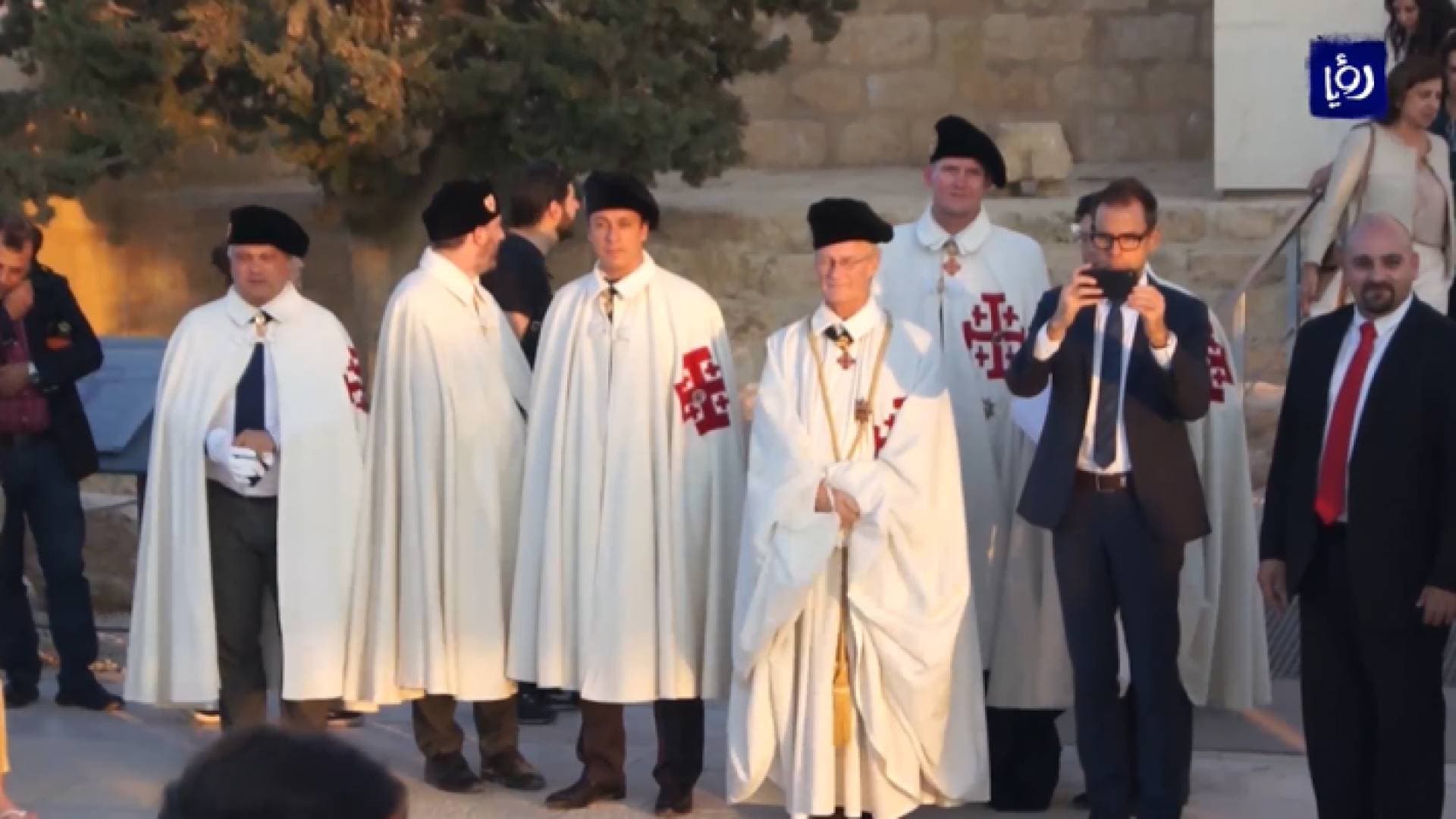 حجاج من فرسان القبر المقدس يزورون مواقع مسيحية في الأردن- فيديو