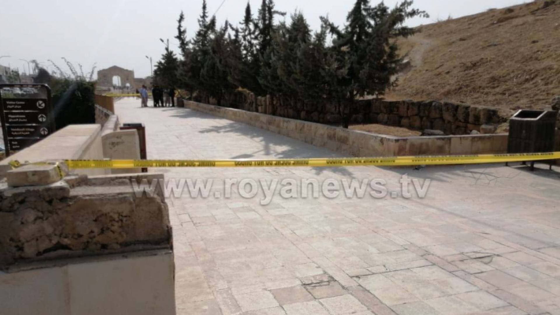 لحظة طعن عدد من السياح في جرش - صور