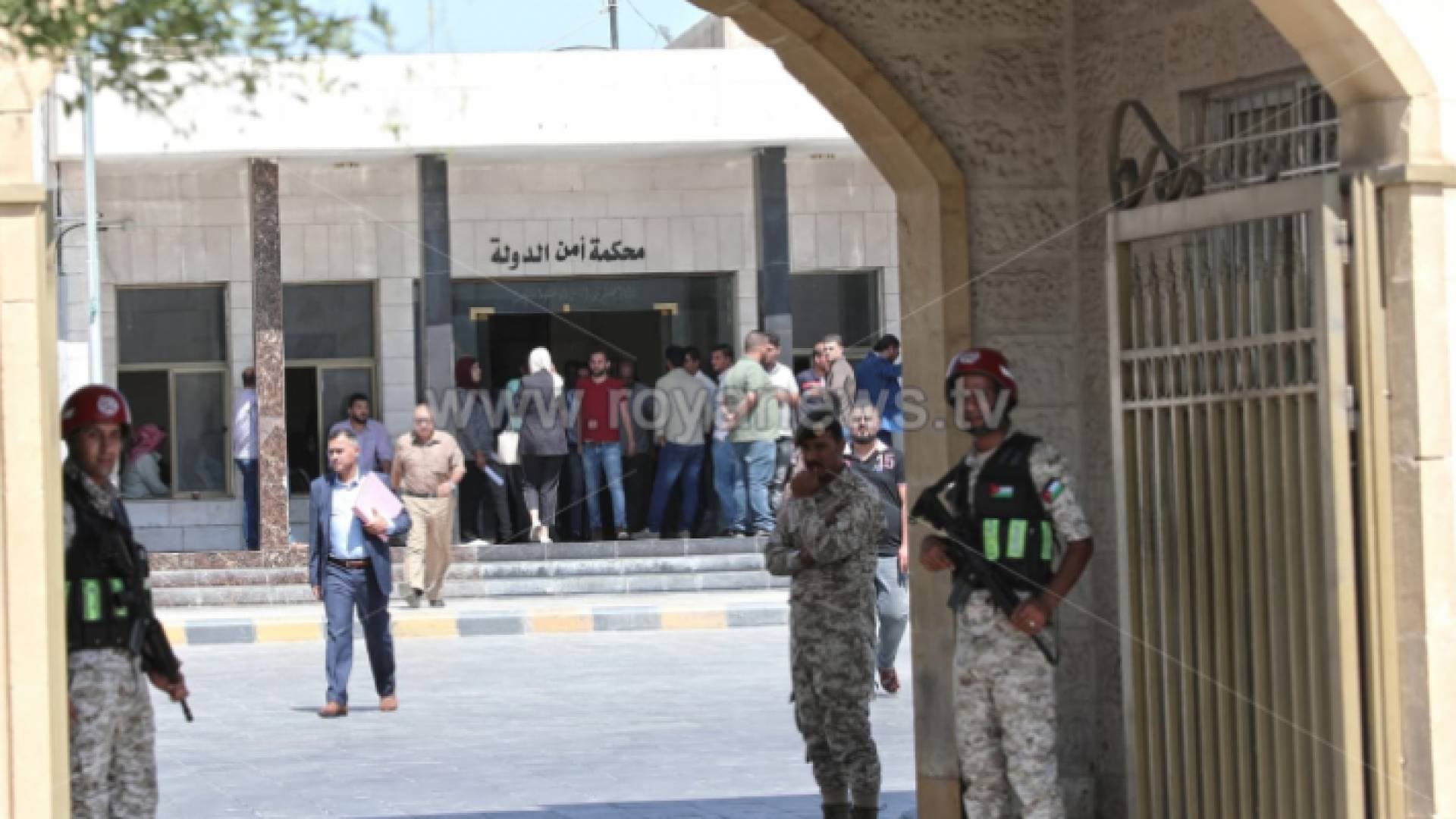 أمن الدولة تفرج عن متهمين موقوفين بقضية الدخان بكفالة عدلية