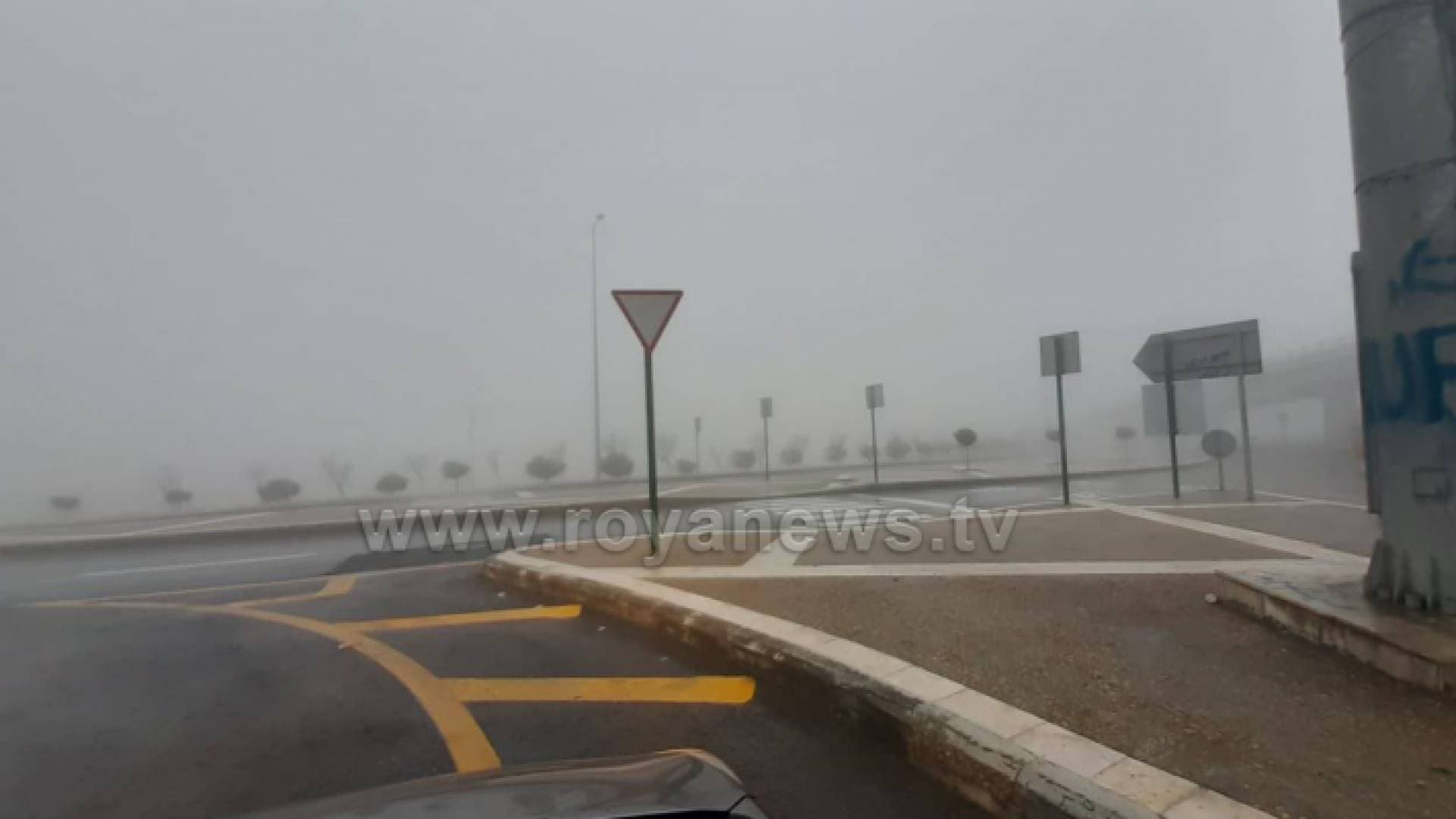 أمطار غزيرة وزخات ثلجية وتحذيرات جدية من السيول الخميس.. فيديو