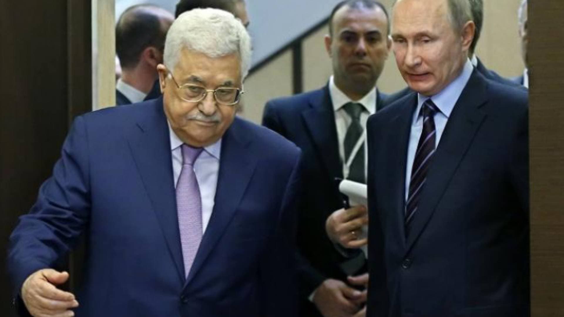 الفلسطينيون يستعدون لاستقبال "الدب الروسي"