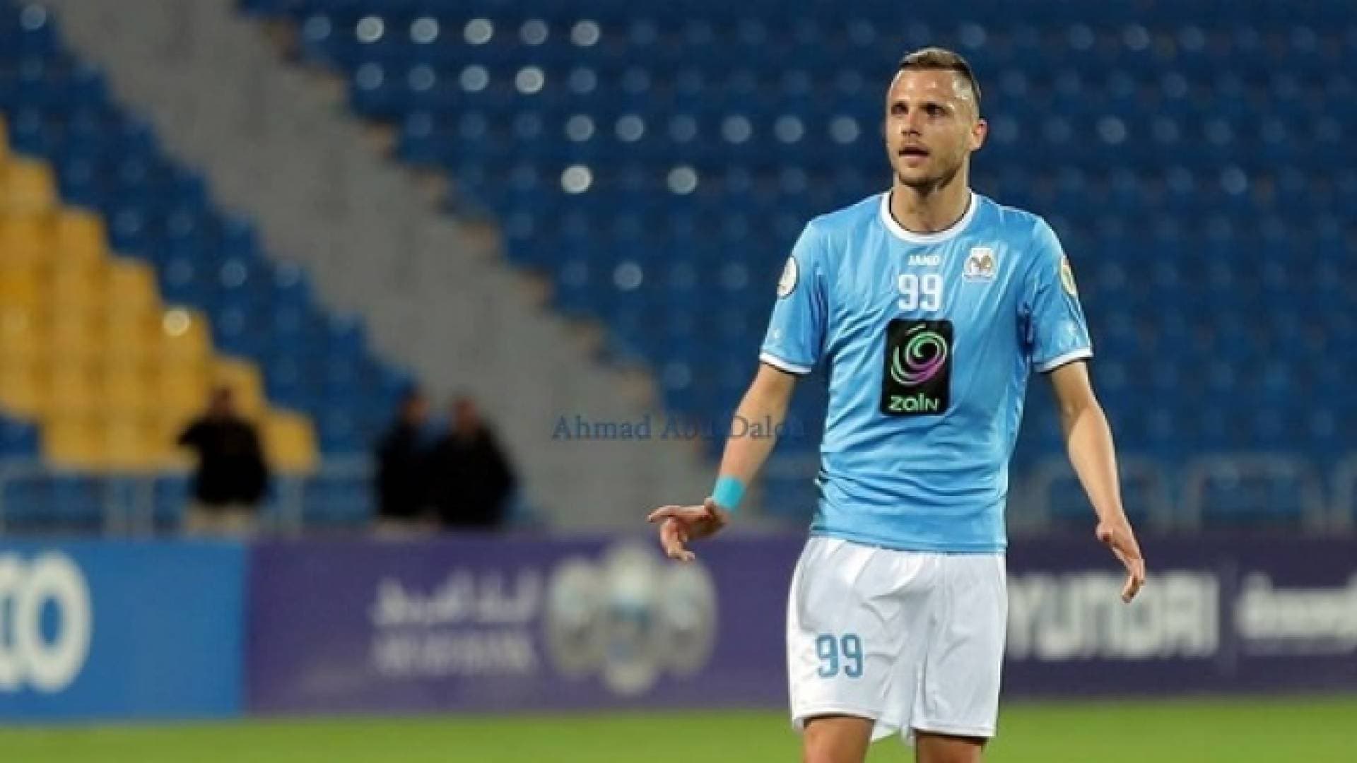 وصول البطاقة الدولية للاعب لوكاس