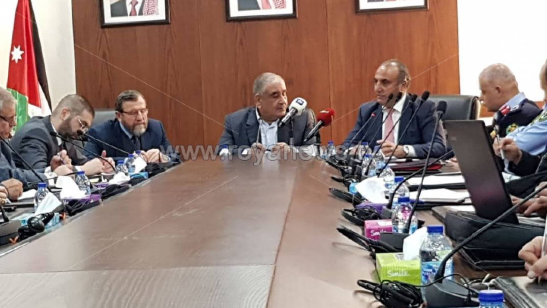 الشواربة: حصل خلاف حول عطاء اللوحات الاعلانية و أمانة عمان خسرت القضية - فيديو