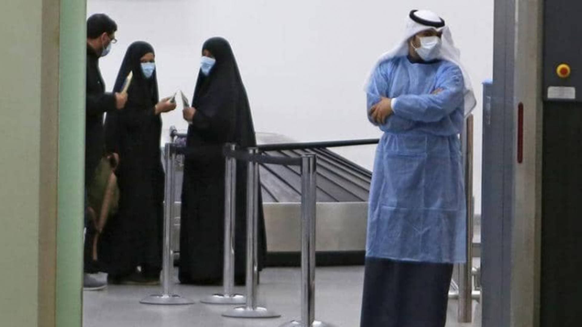 بسبب كورونا.. الكويت توقف الرحلات الجوية مع هذه الدول