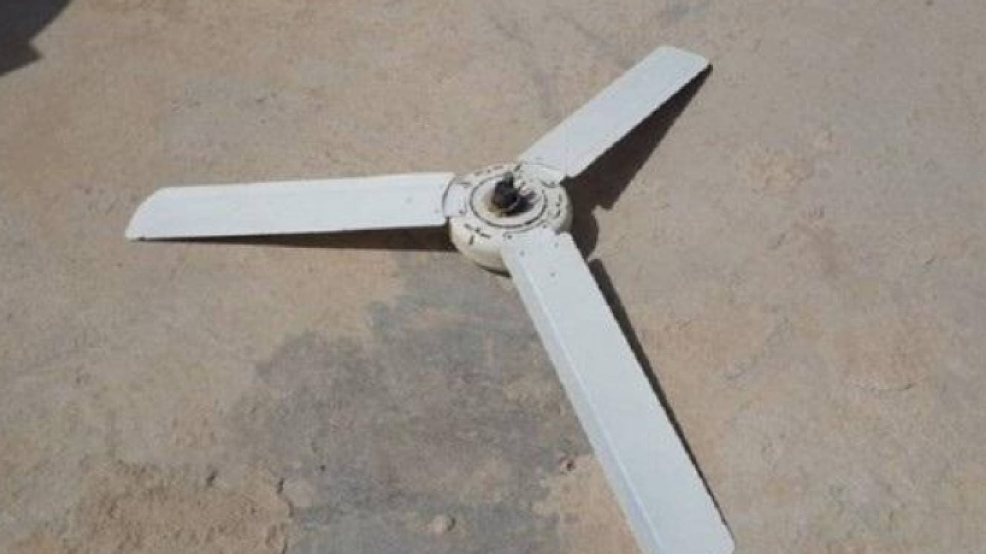 سقوط مروحة داخل غرفة صفية يتسبب بكسر جمجمة طالب في البترا