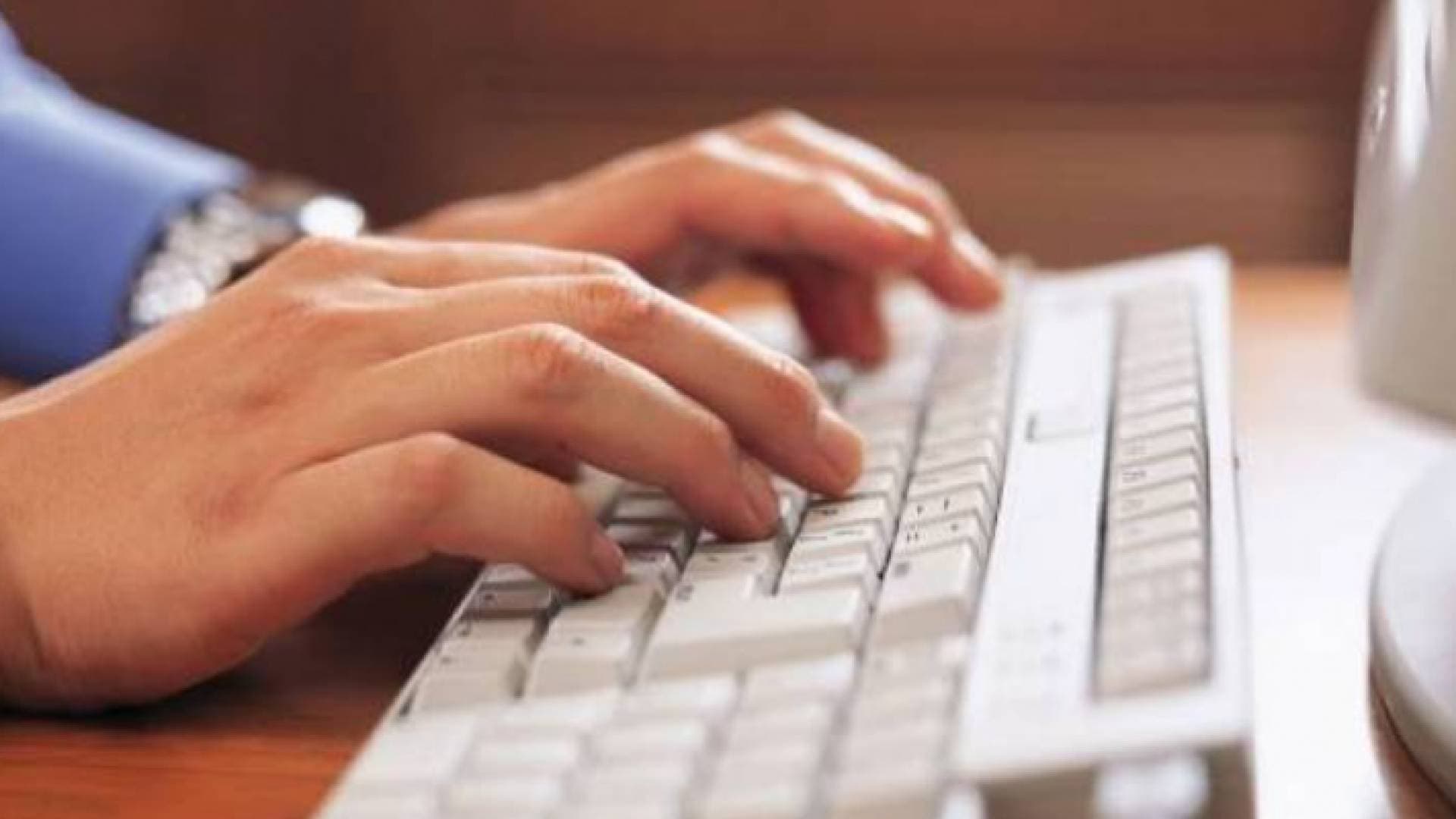 توقيف 4 أردنيين بثوا أخبارا "مبالغ بها" عن فيروس كورونا