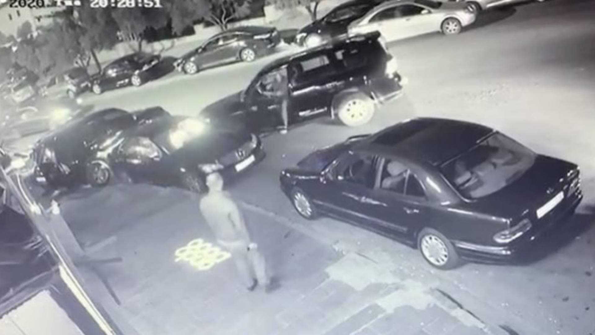 ضبط مطلق النار باتجاه احد المطاعم في عبدون.. فيديو