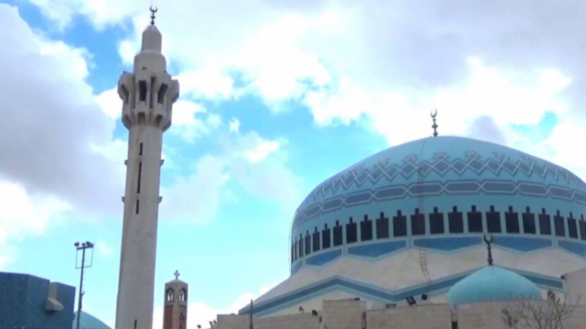 الأوقاف: لا قرار بعد بوقف صلاة يوم الجمعة بسبب فيروس كورونا