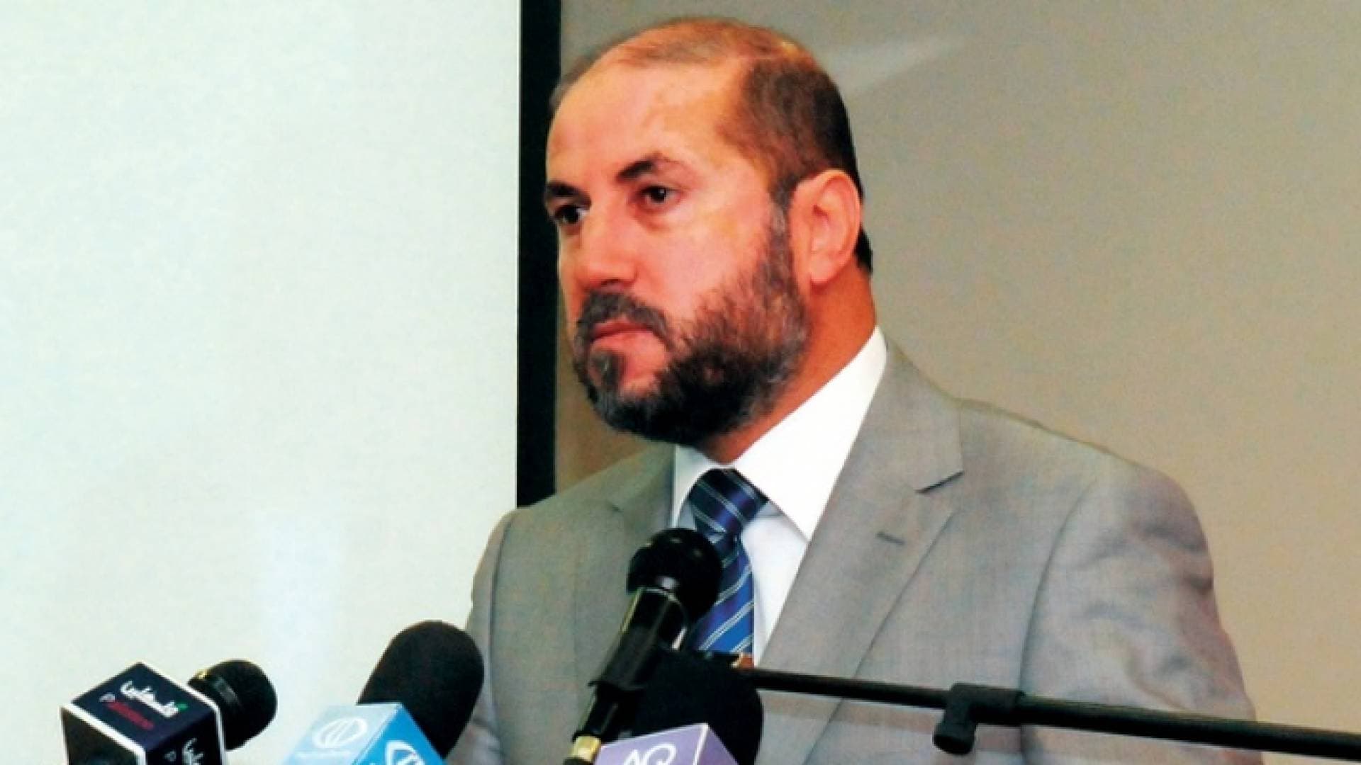 قاضي قضاة فلسطين يدعو من يشعر بأعراض الكورونا أن يتجنب صلاة الجمعة والجماعة