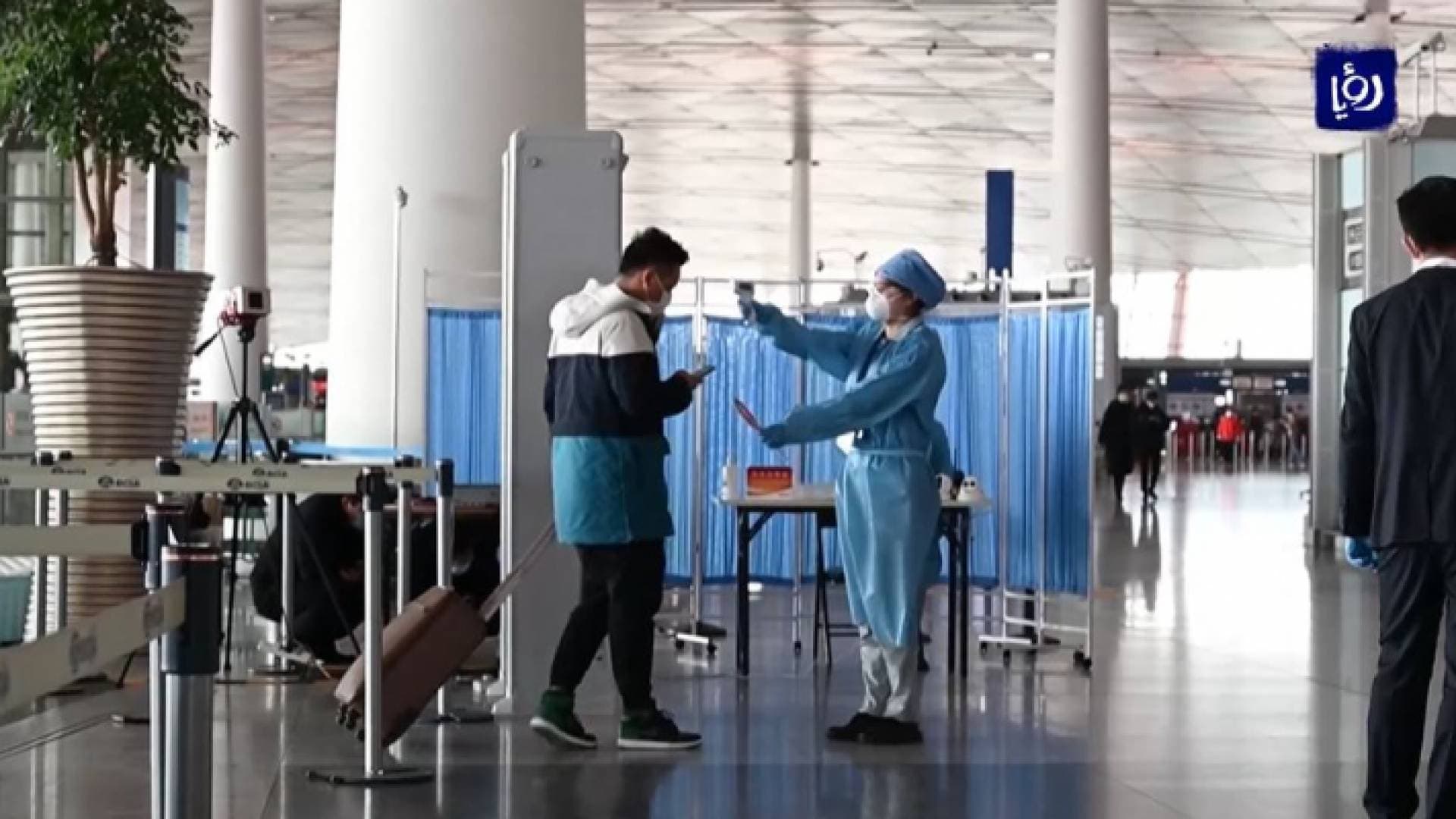 كورونا يقتحم دولا جديدة وحصيلة المصابين تتخطى 100 ألف.. فيديو