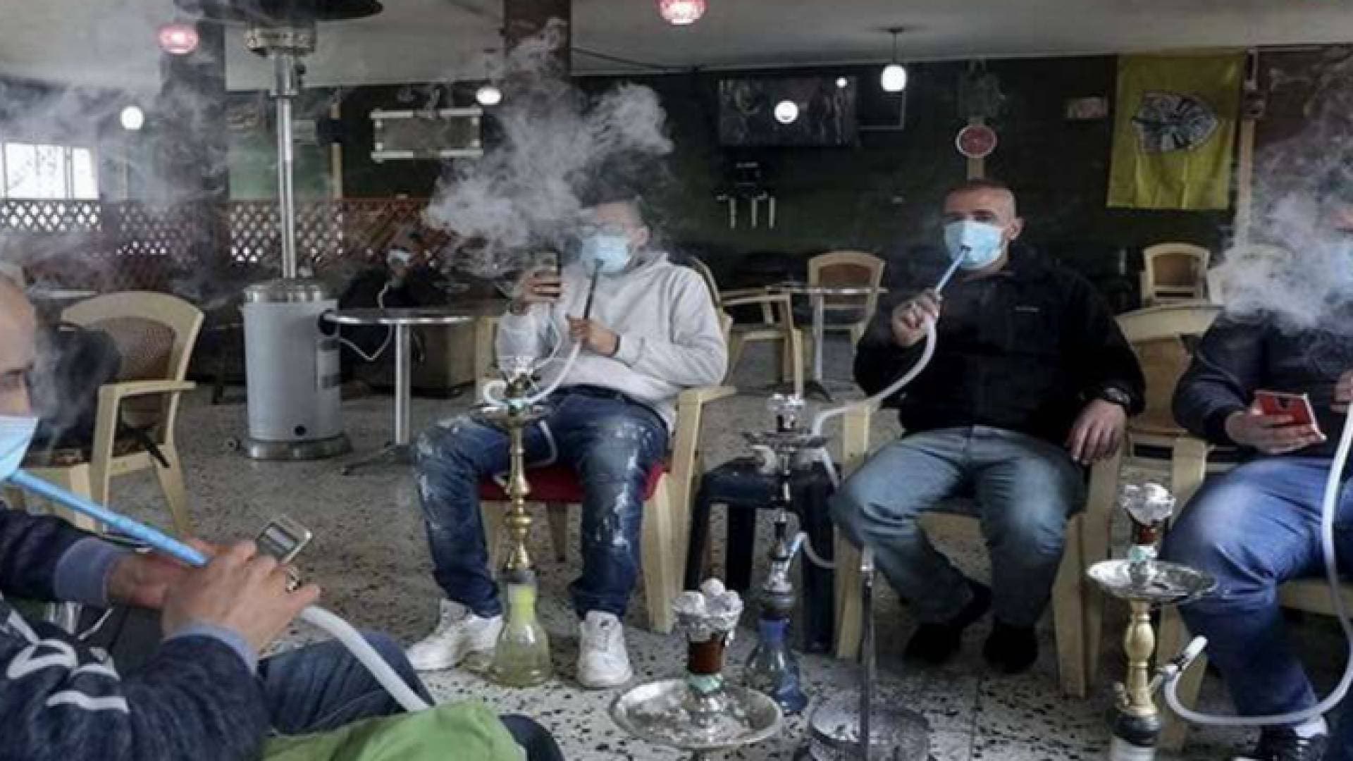 كورونا يغلق المقاهي والنوادي الرياضية في طوباس الفلسطينية