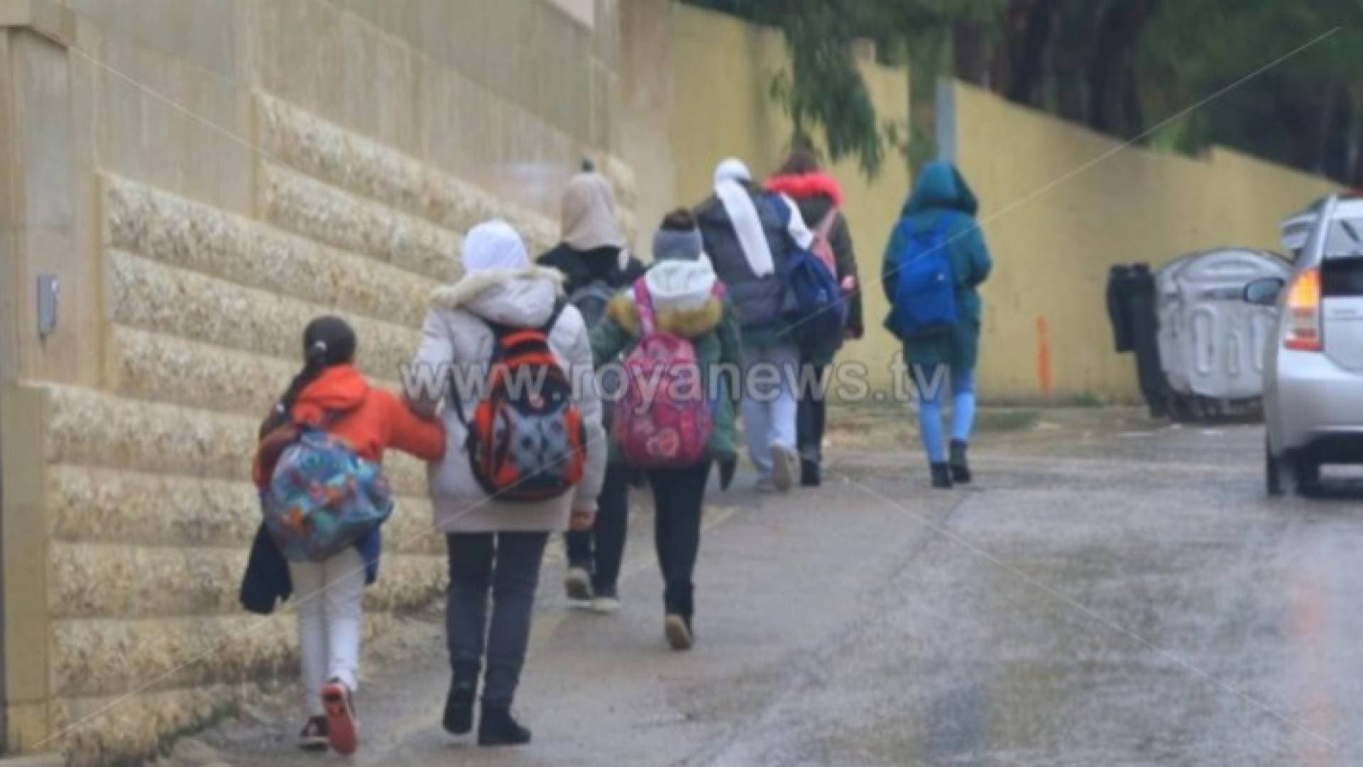 "الصحة" تعرض على الحكومة اقتراحا بـ "تعطيل" المدارس والجامعات لاسبوعين