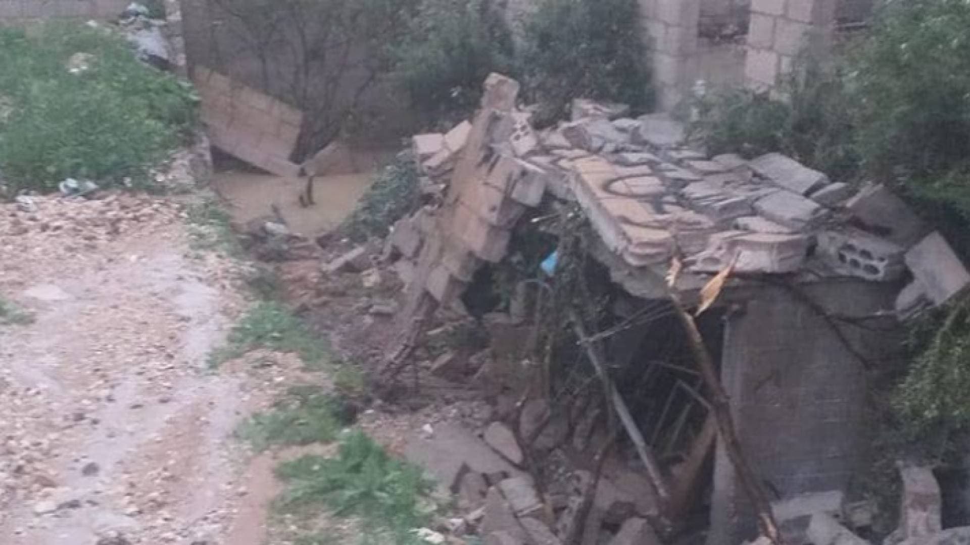 مياه الأمطار تداهم 8 منازل في لواء "هاشمية الزرقاء"