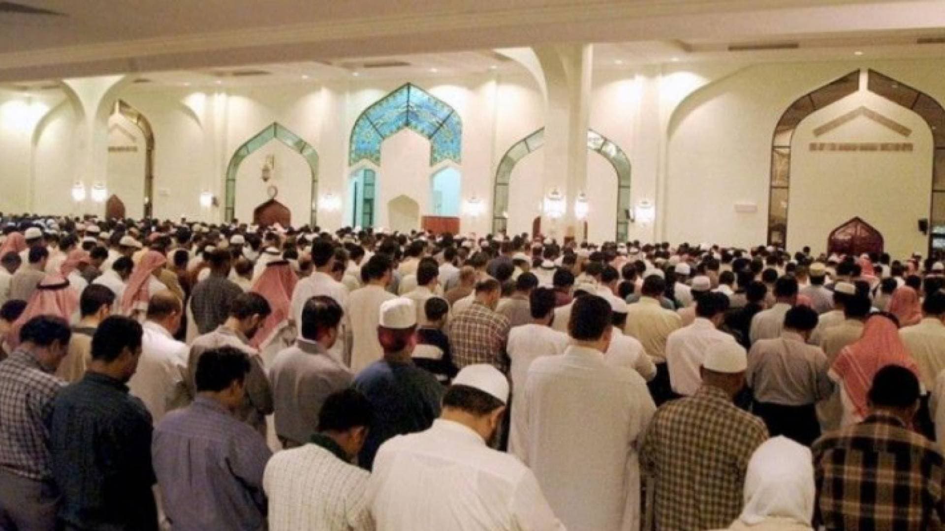 هيئة كبار العلماء تصدر بيانا بشأن "صلاة الجمعة والجماعة"
