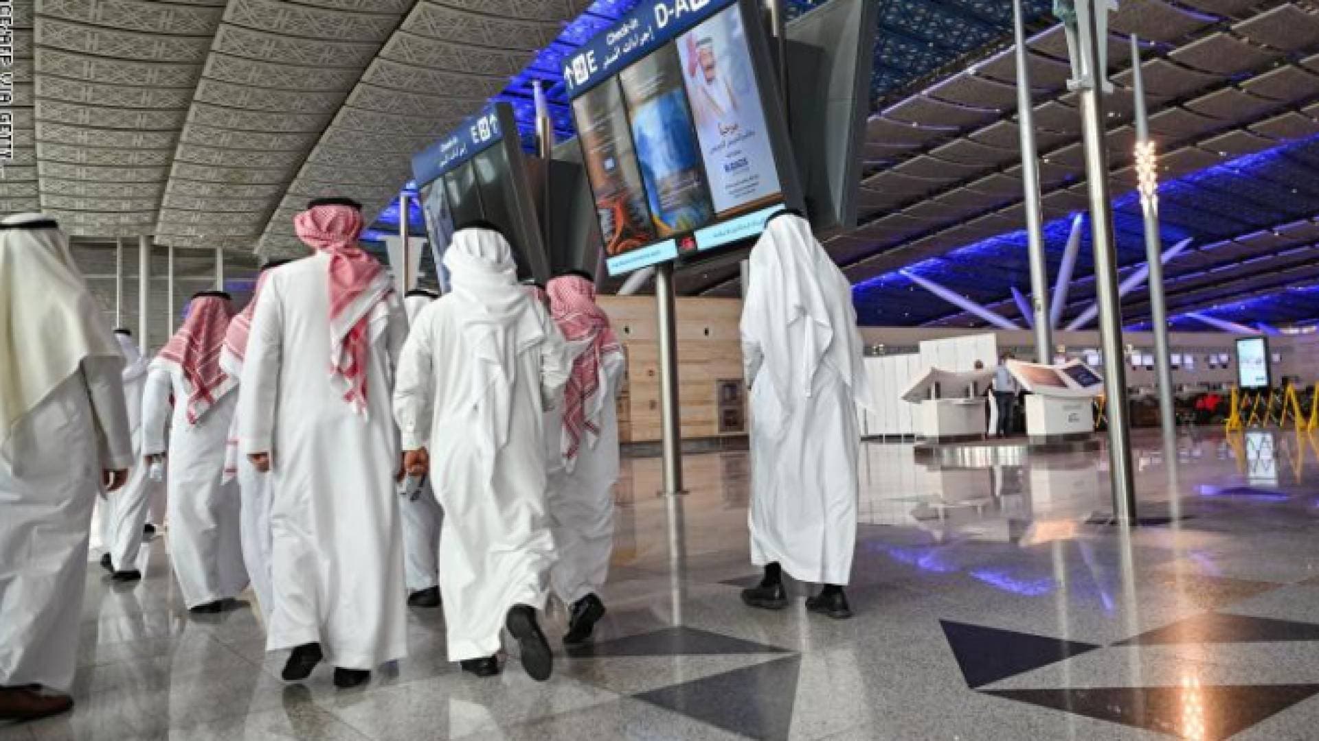 السعودية تقرر تعليق الرحلات الجوية الدولية لمدة أسبوعين