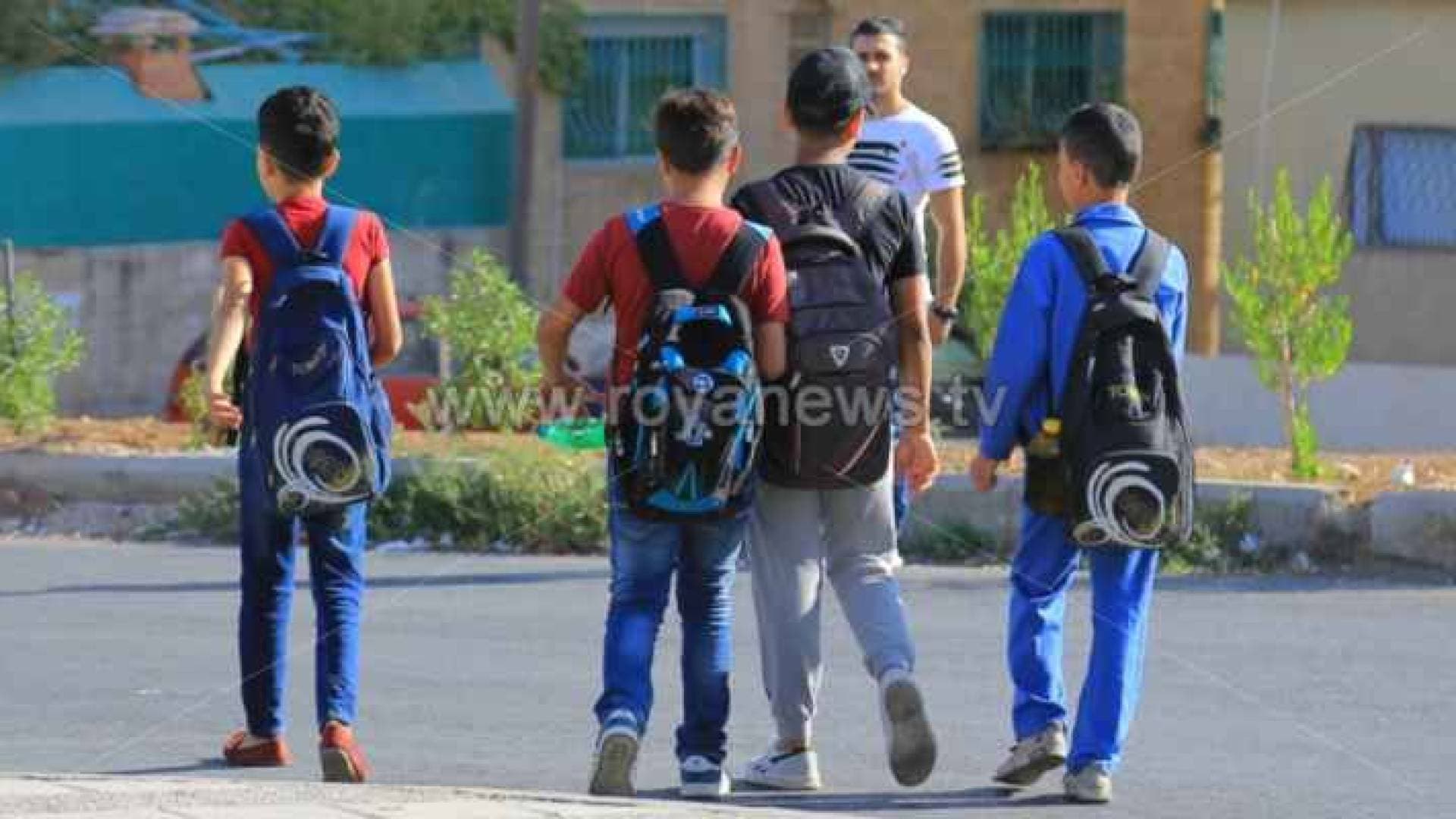 نائب يتوقع صدور قرار خلال الساعات القادمة بتعطيل المدارس والجامعات في الأردن