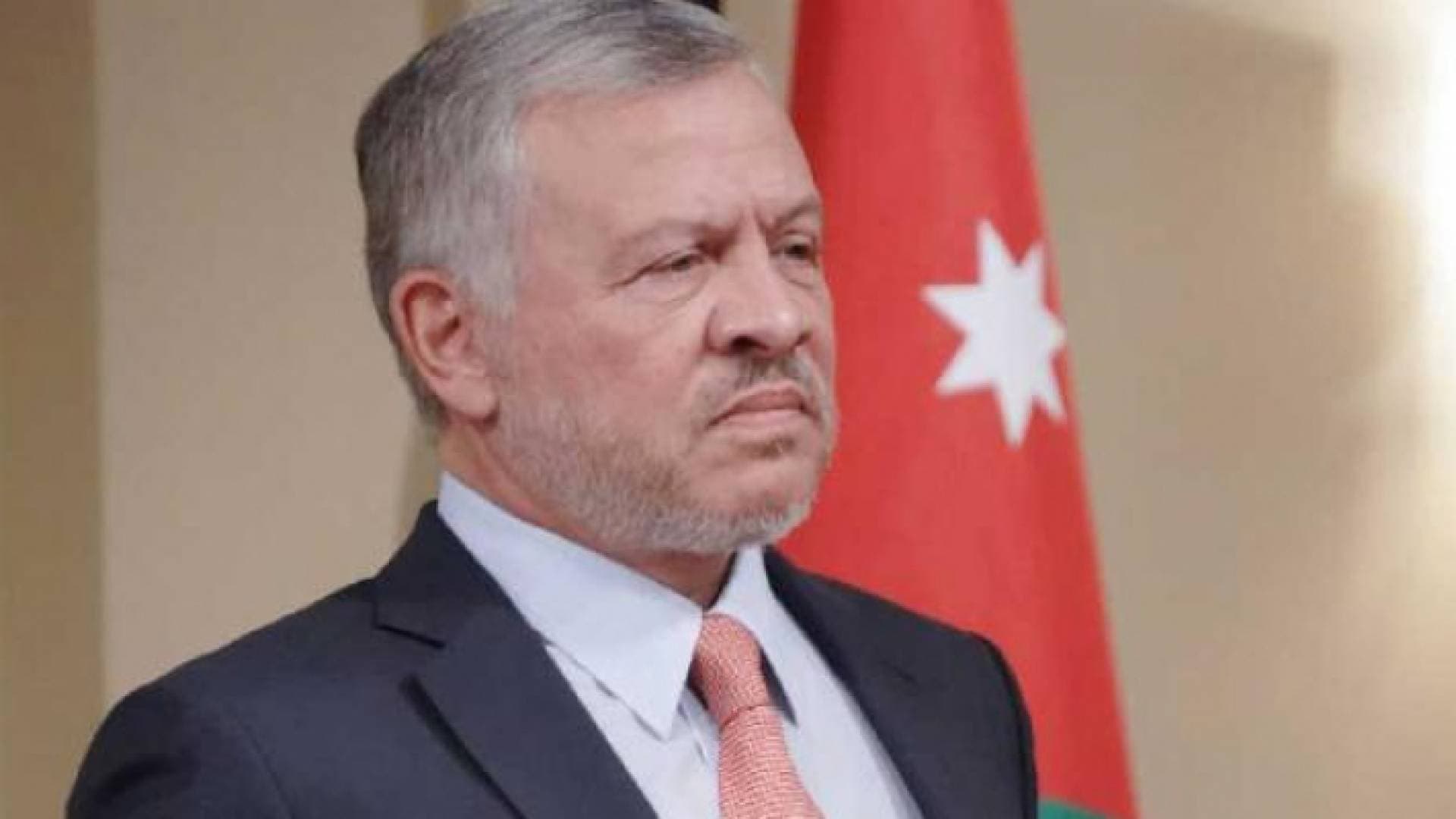 الملك يتوجه الى "إدارة الأزمات" فور عودته إلى الأردن