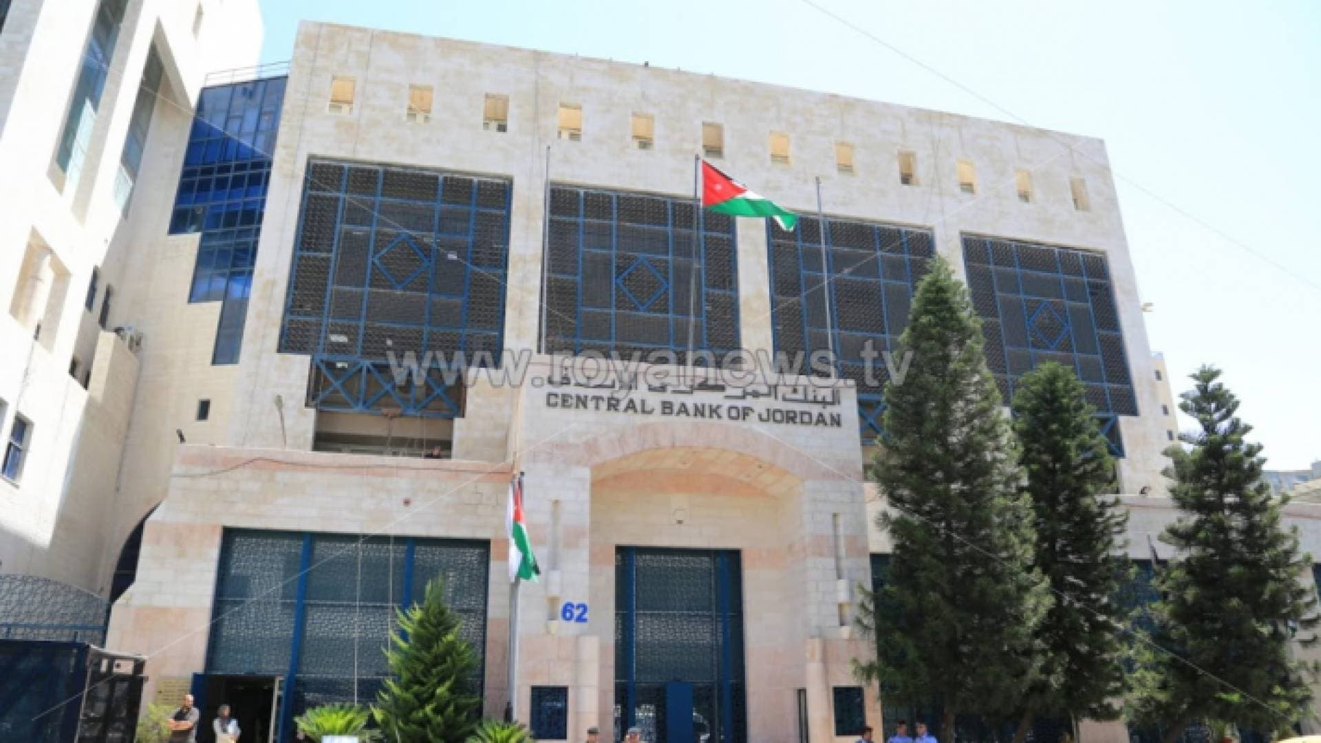 النائب خوري يرجح صدور قرار من البنك المركزي بتأجيل أقساط القروض للأردنيين