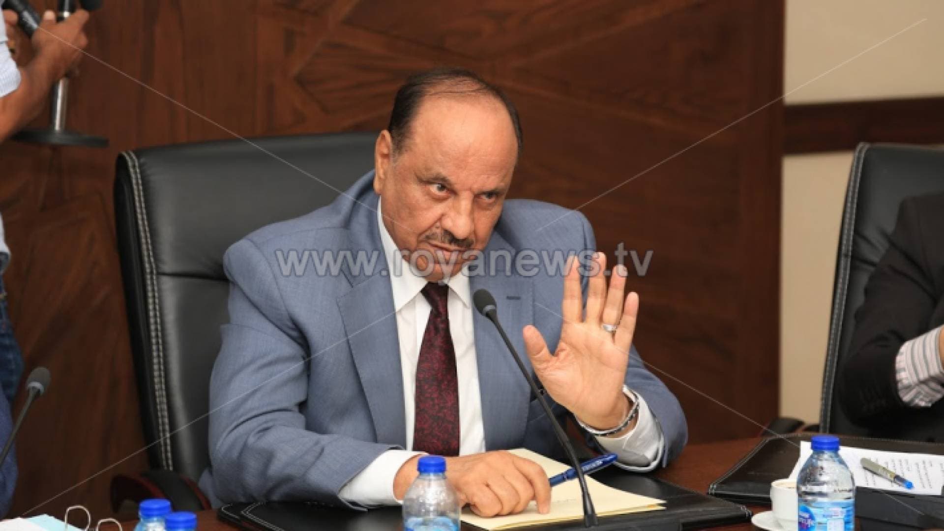 وزير الداخلية يوعز بالافراج عن 230 موقوفا اداريا اضافيا
