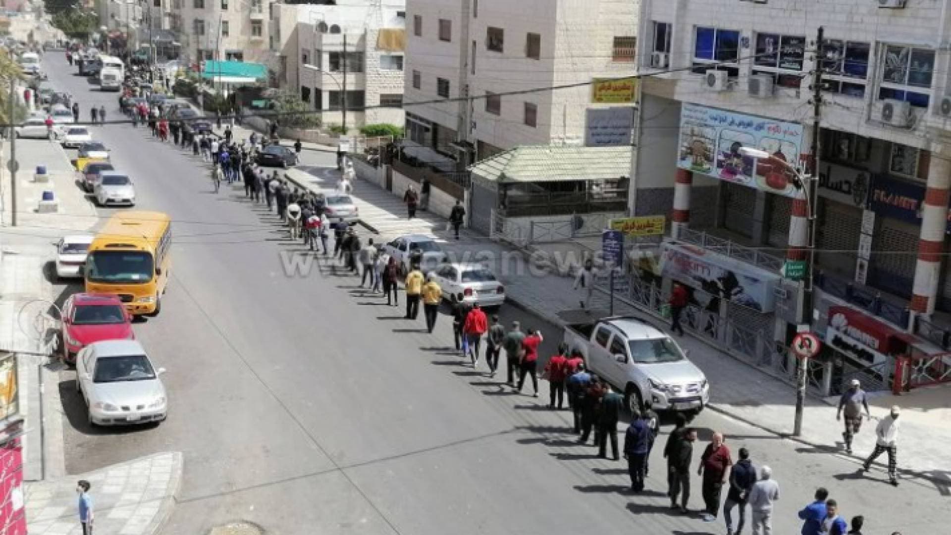 عبيدات: أيام الجمعة والسبت والأحد القادمة حاسمة بكورونا "فيديو"