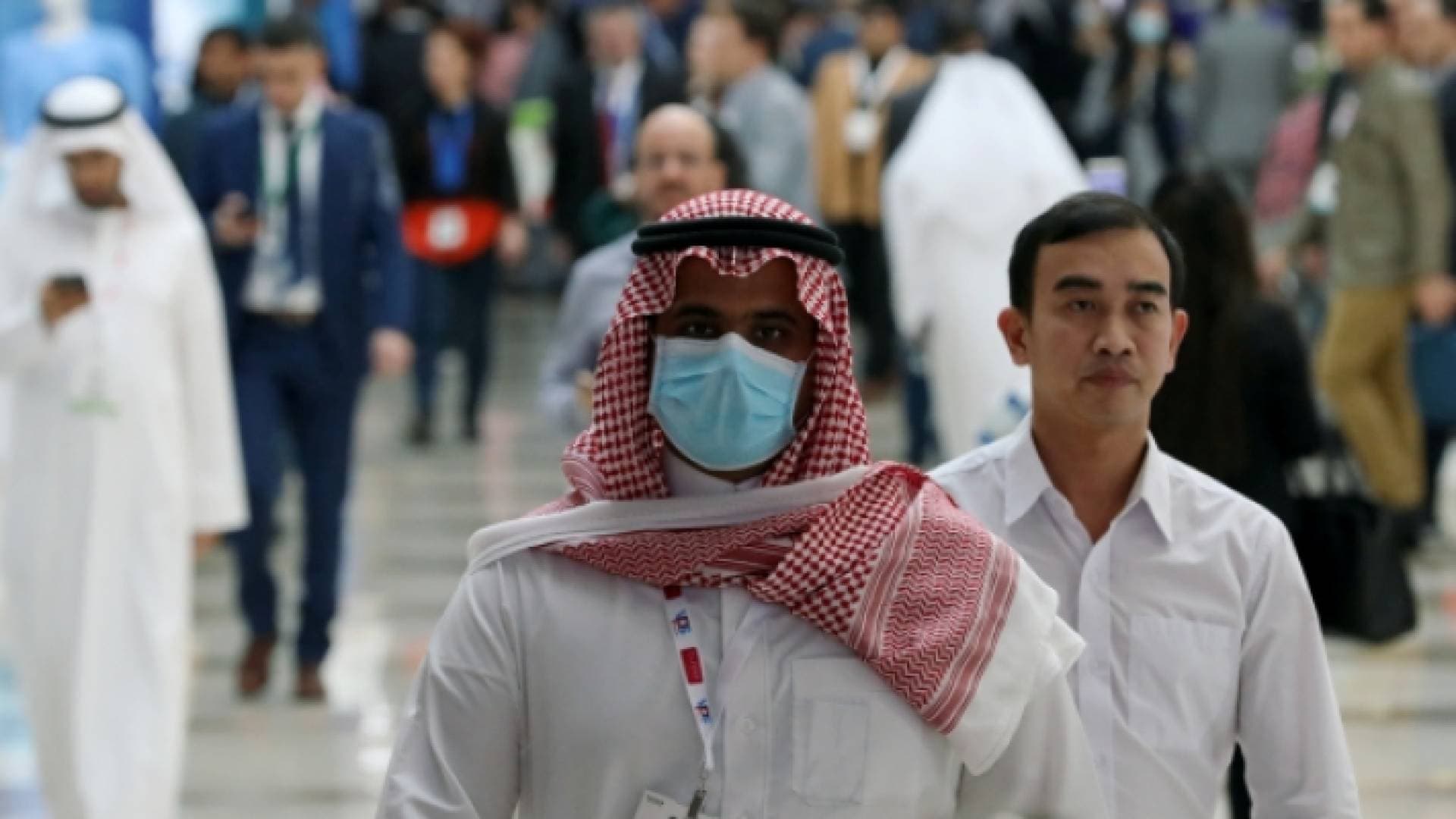 50 إصابة جديدة بكورونا وشفاء 4 حالات في الإمارات
