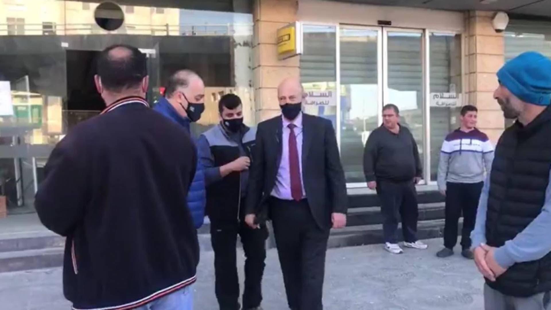 الرزاز للمواطنين: "فخور فيكوا والله.. اشي برفع الرأس" - فيديو