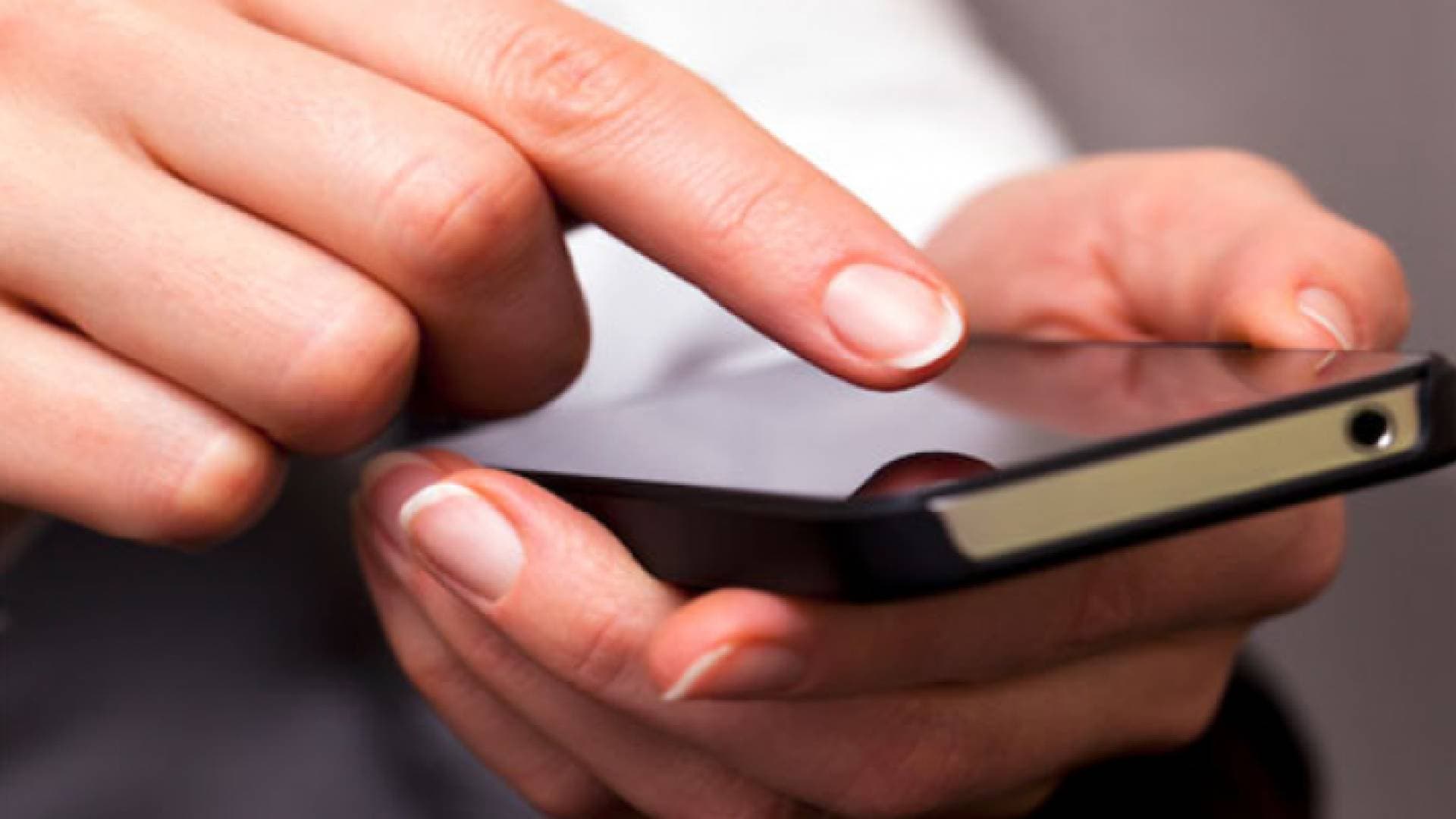 "الاتصالات" تحذر من رسائل وهمية تتضمن رصيدا وهميا