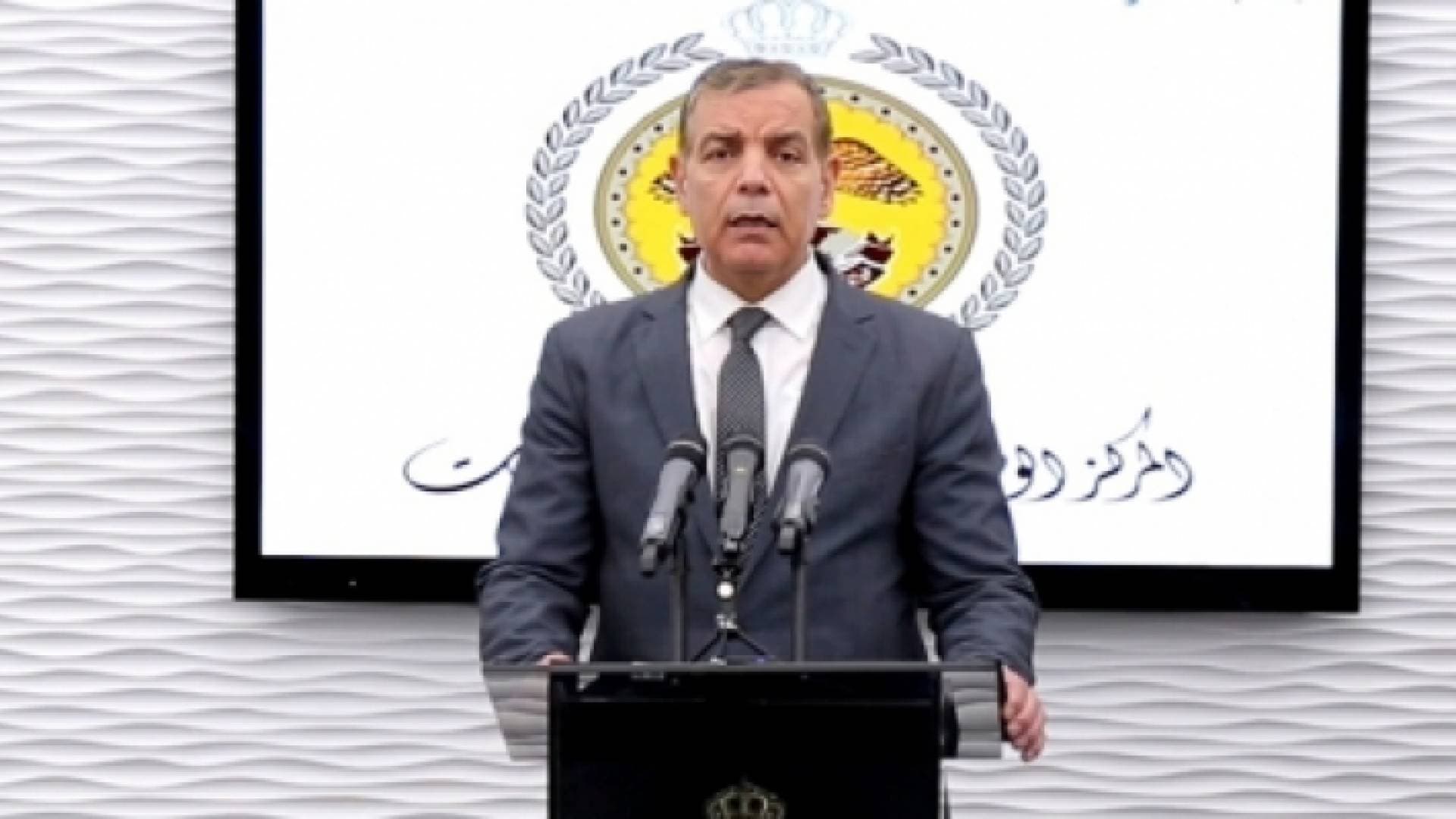 وزير الصحة يعلن شفاء 8 حالات كانت مصابة بفيروس كورونا