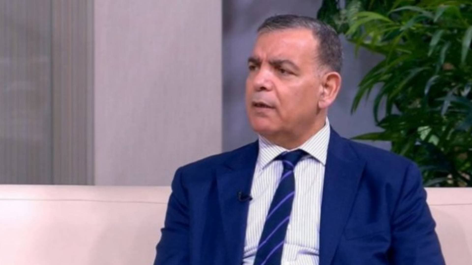 وزير الصحة يوعز بعدم استيفاء أجور المعالجة والأدوية