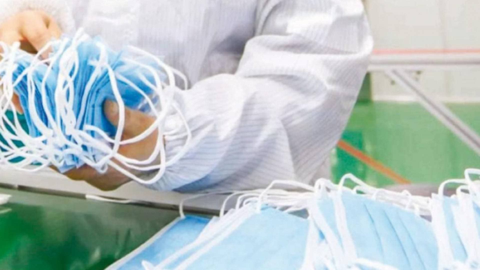 "الصحة العالمية" تحسم جدل استخدام الكمامات.. وتقدم نصيحة