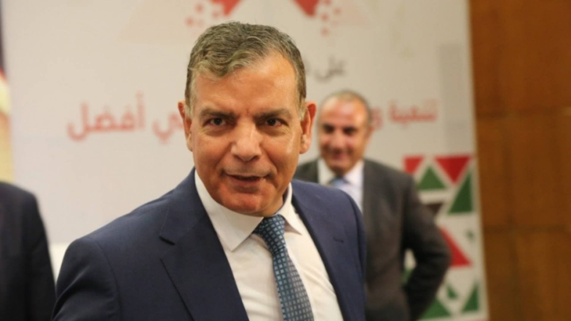 وزير الصحة يتحدث عن المدة المطلوبة لعودة الحياة إلى طبيعتها في الأردن