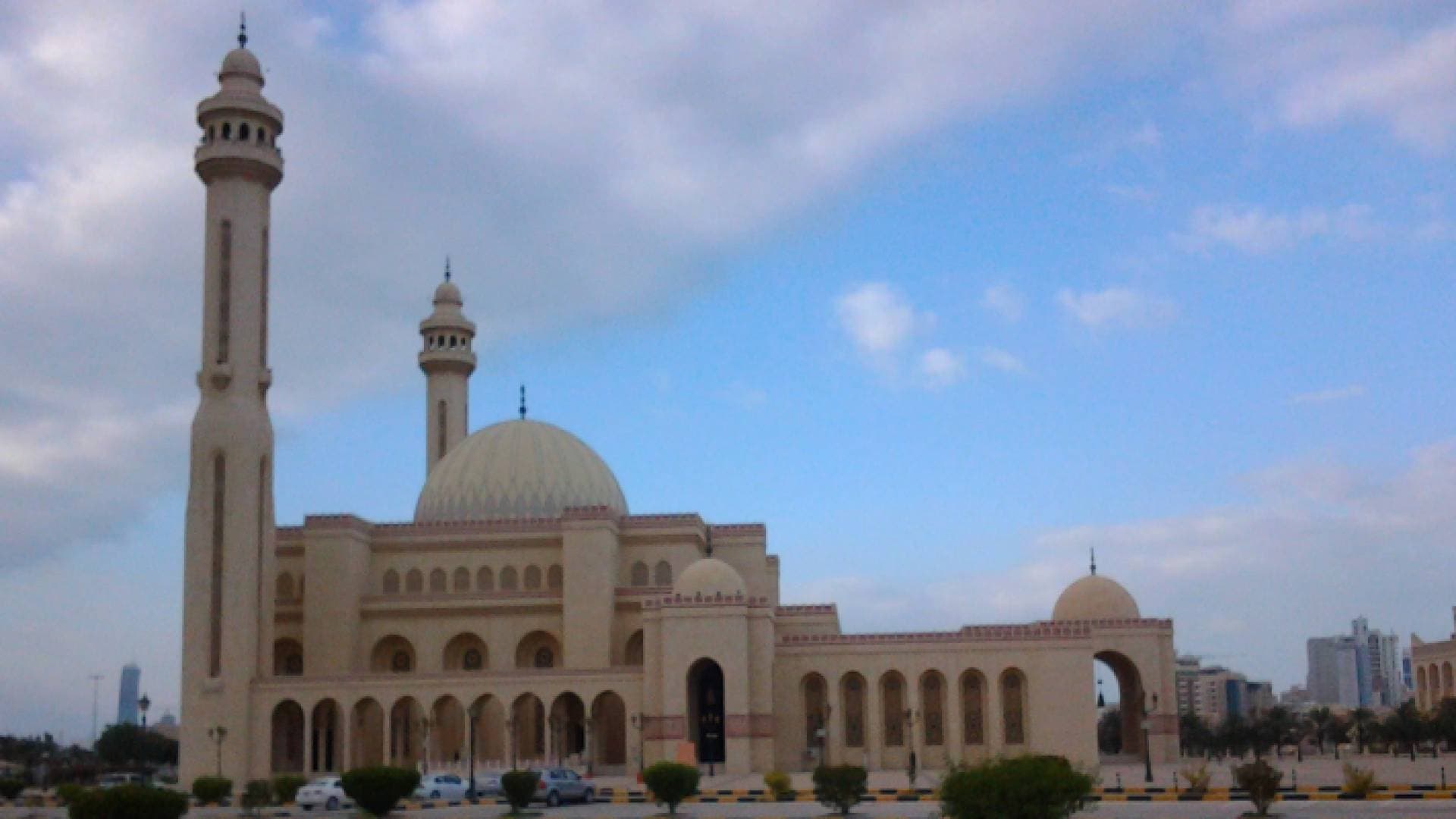 تعرف على الدولة العربية الوحيدة التي ستقيم التراويح في المسجد